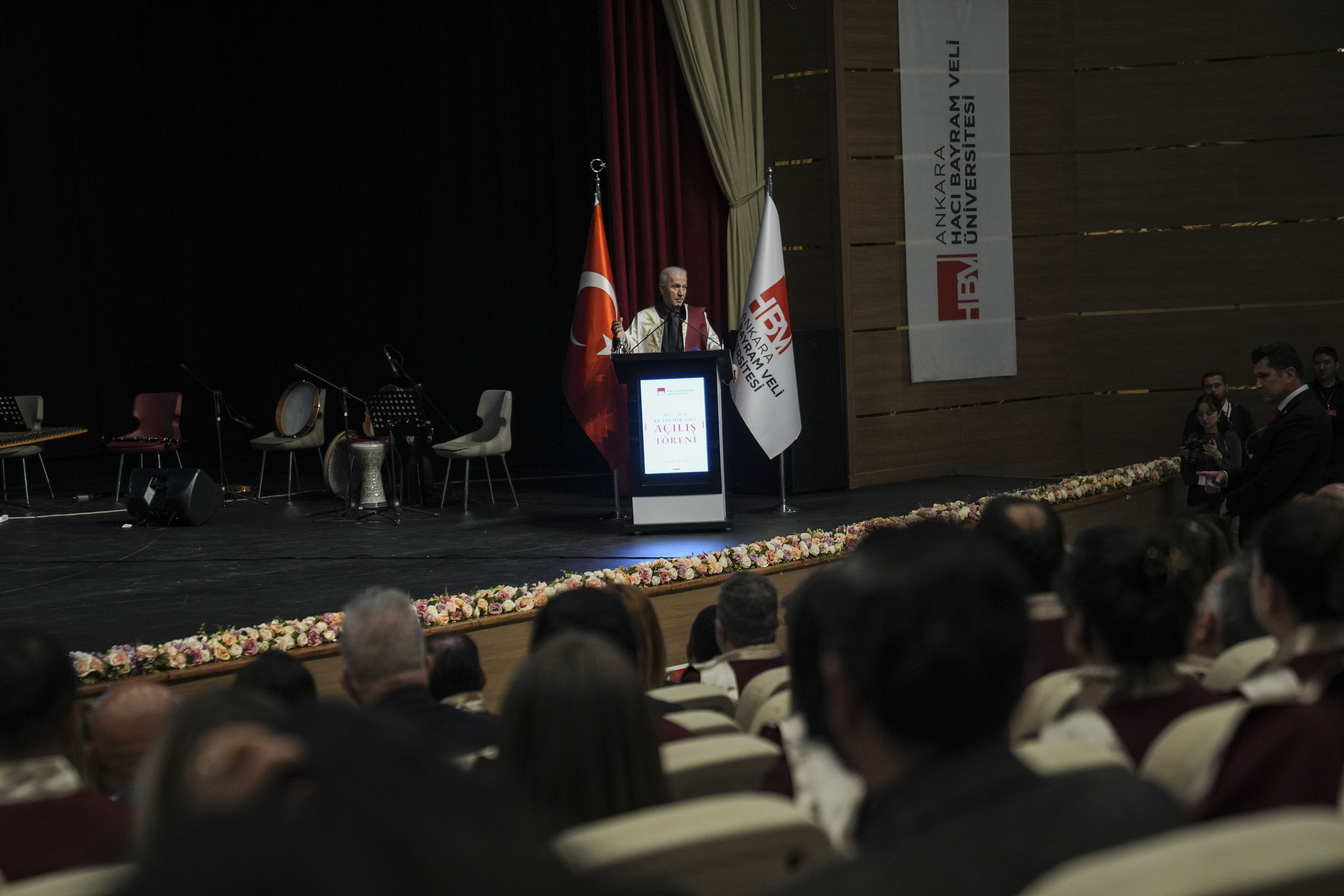 Ankara Hacı Bayram Veli Üniversitesi'nin 2025-2026 Akademik Yılı Açılış Töreni yapıldı