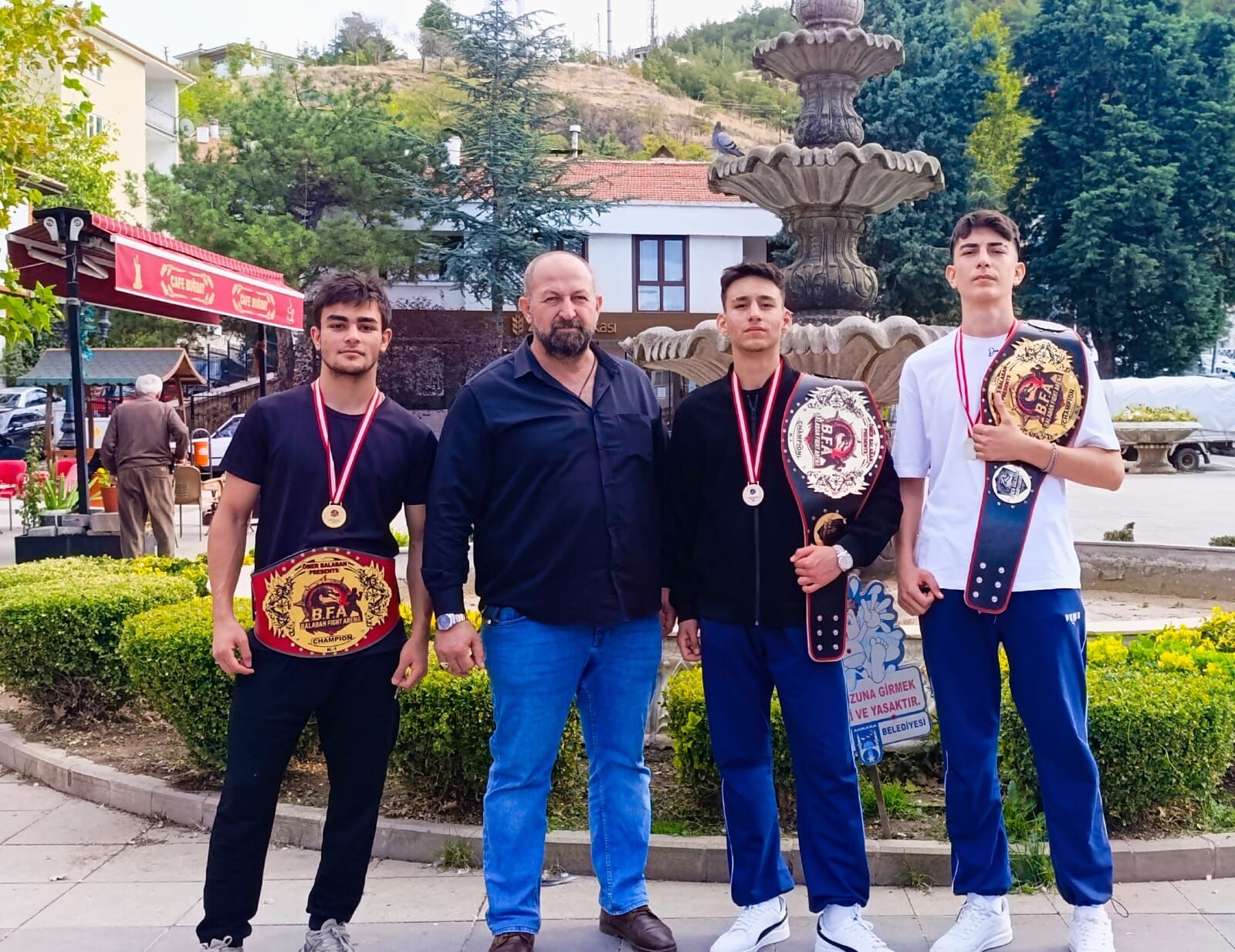 Nallıhanlı sporcular karma dövüş sanatlarında 3 ünvan kemeri kazandı