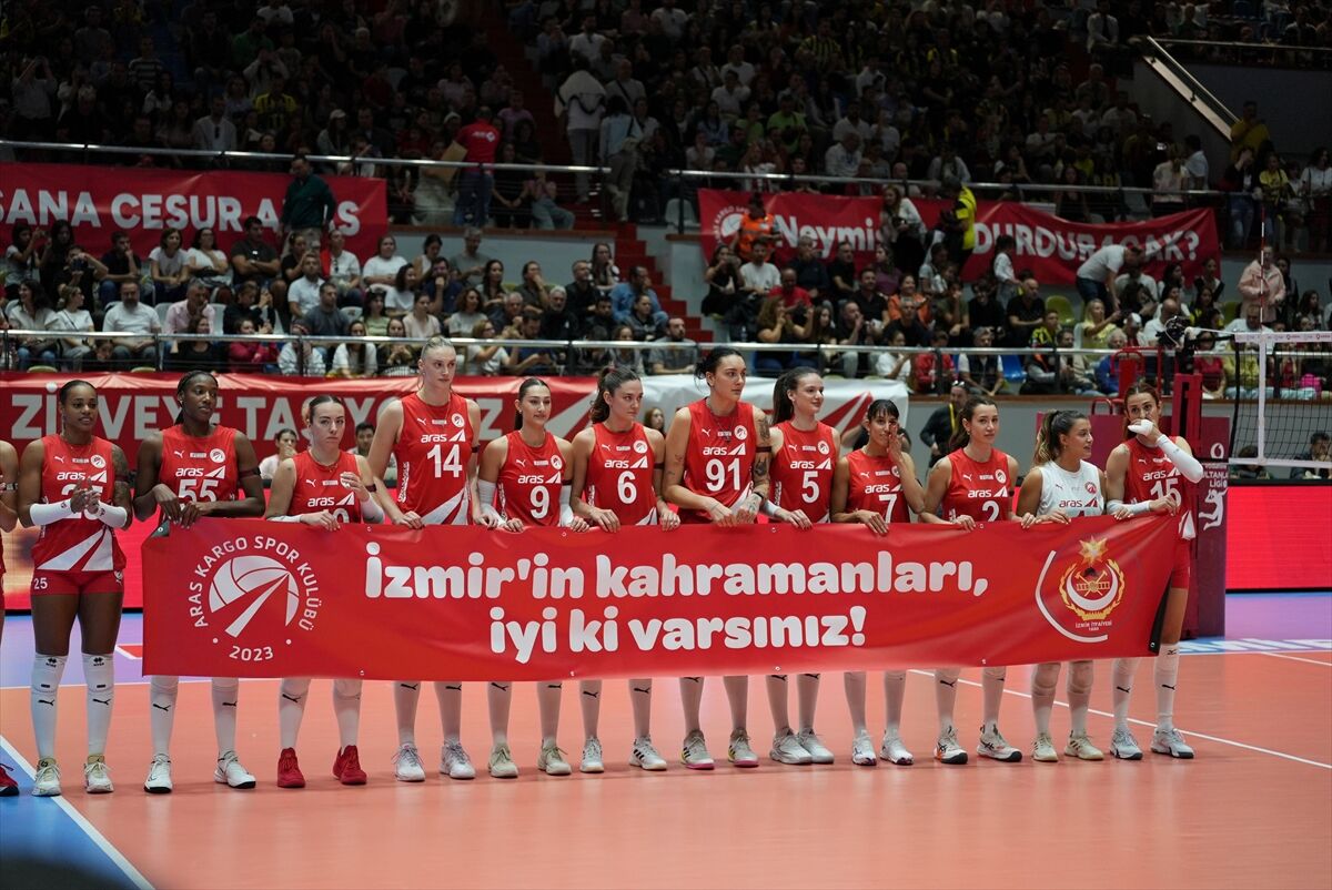 Aras Spor Kulübü sezona itfaiye ve kız çocuklarıyla el ele başladı