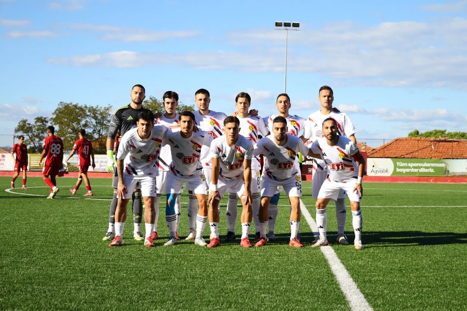 Eskişehirspor 3 Puanı Ayvalık’ta Bıraktı