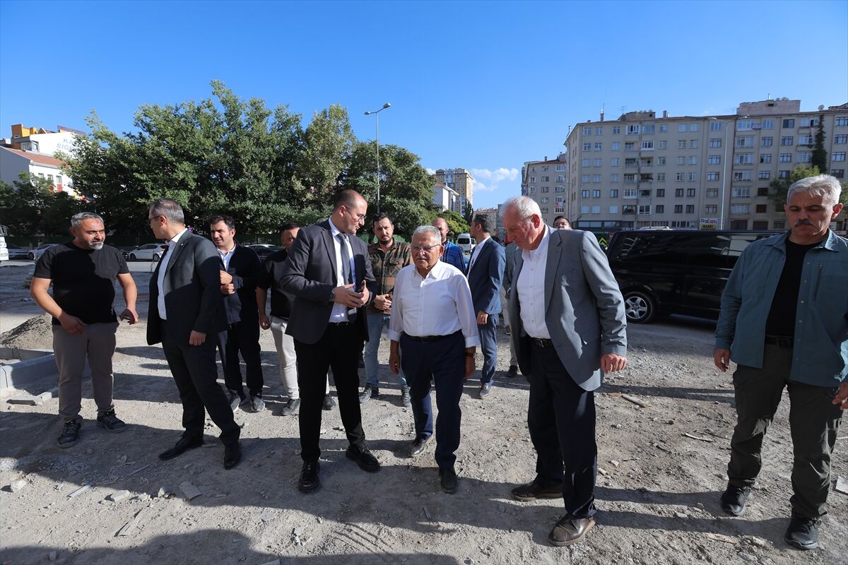 Başkan Büyükkılıç, Sahabiye Kentsel Dönüşüm 1. Etap çalışmalarını inceledi