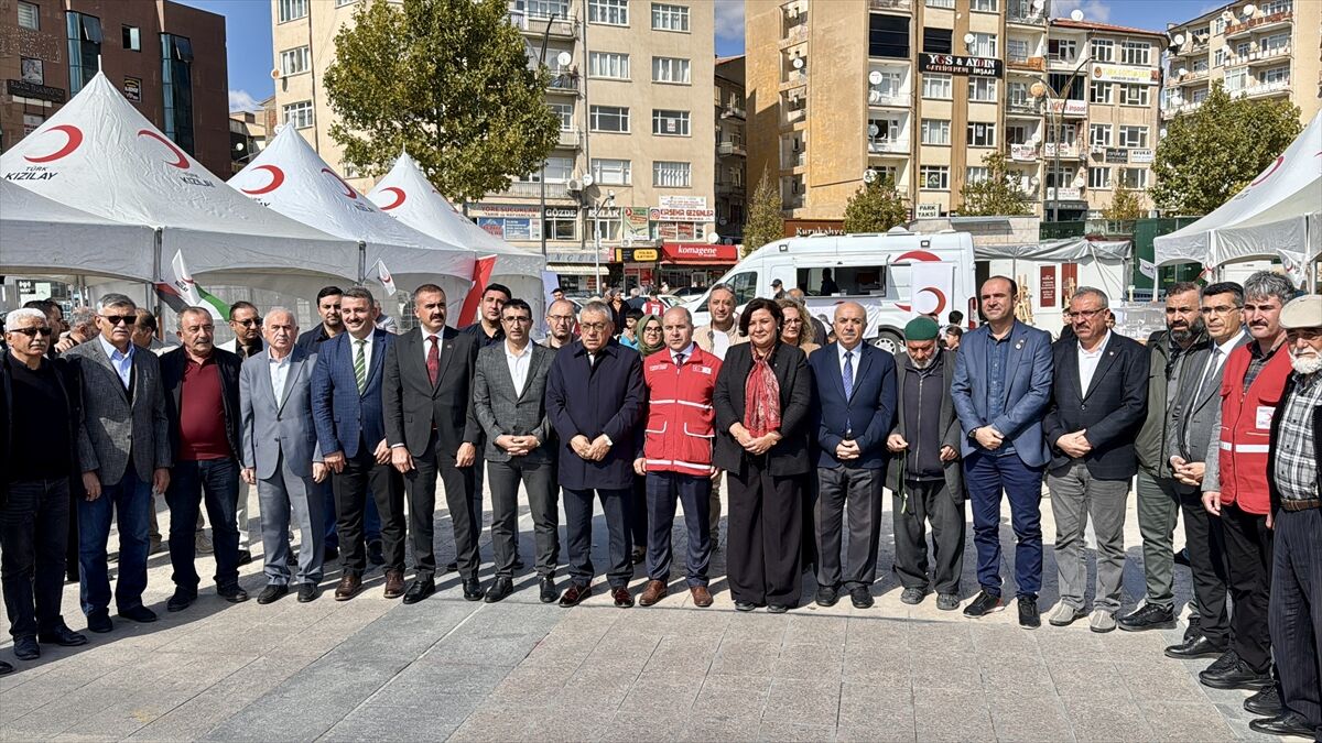 Türk Kızılay Kırşehir Şubesi'nden Gazze'ye destek