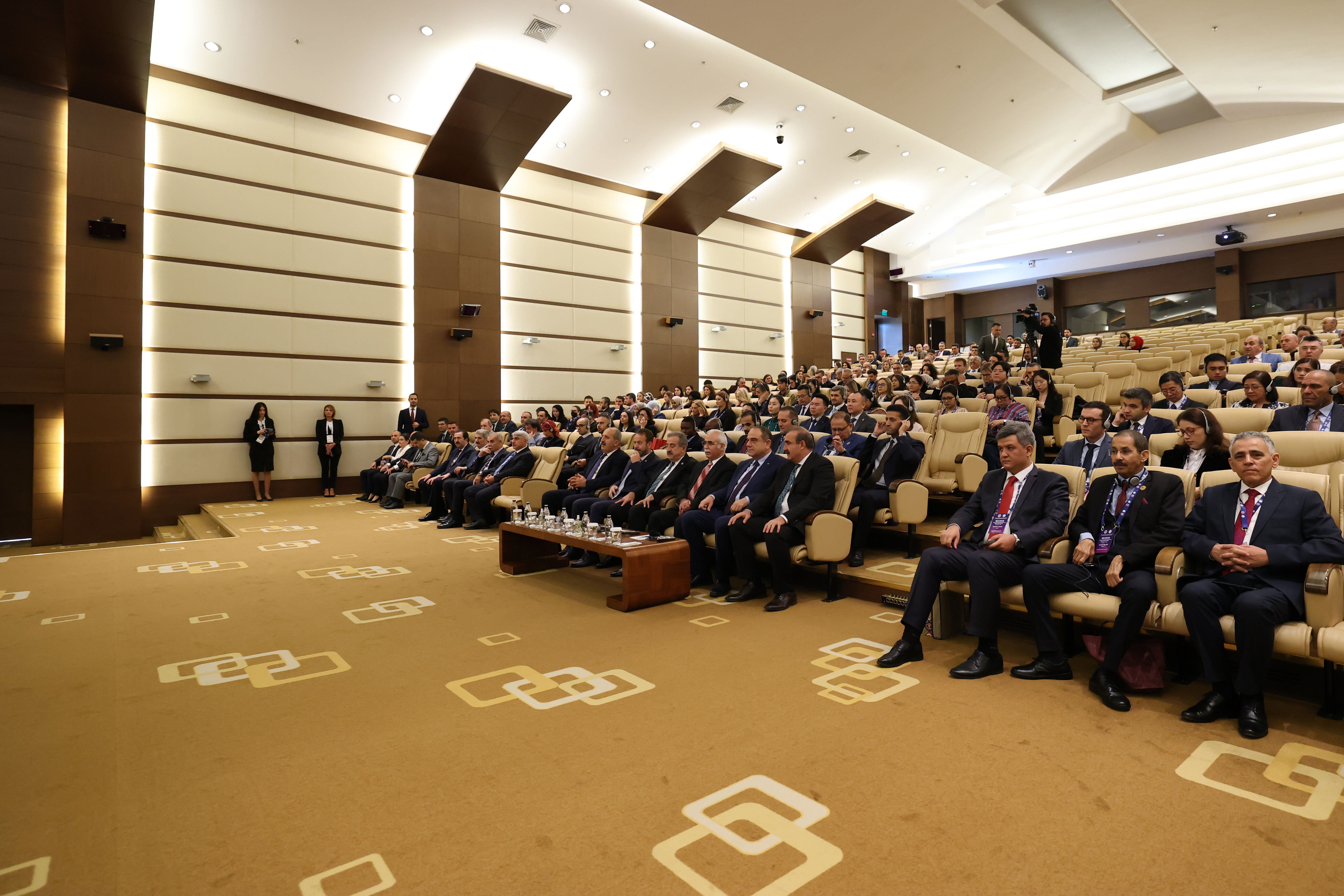 AYM Başkanı Özkaya, 13. Uluslararası Yaz Okulu Programı'nda konuştu:
