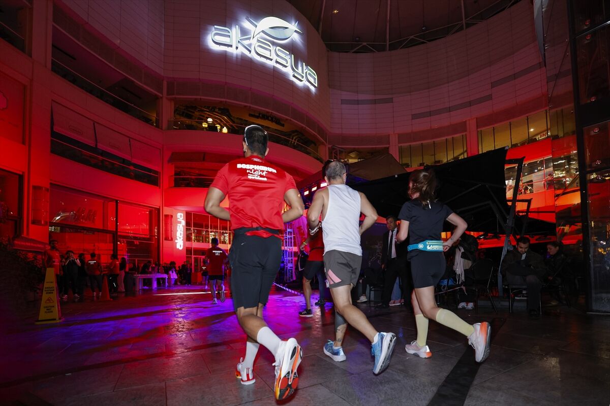 'Akasya Bosphorun Night' sporseverleri bir araya getirdi