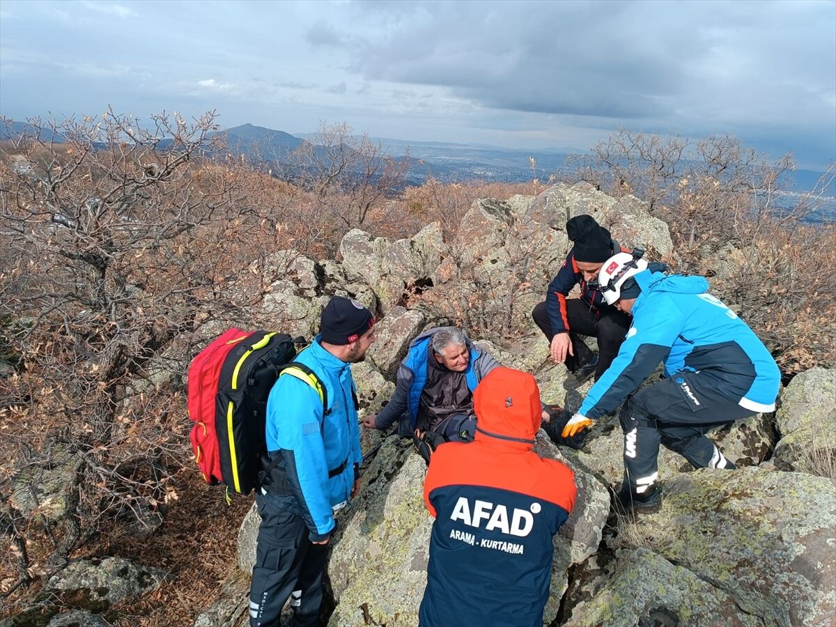 Erciyes ve Aladağlar'da son 5 yılda kaybolan 120 zirve tutkunu AFAD öncülüğünde kurtarıldı