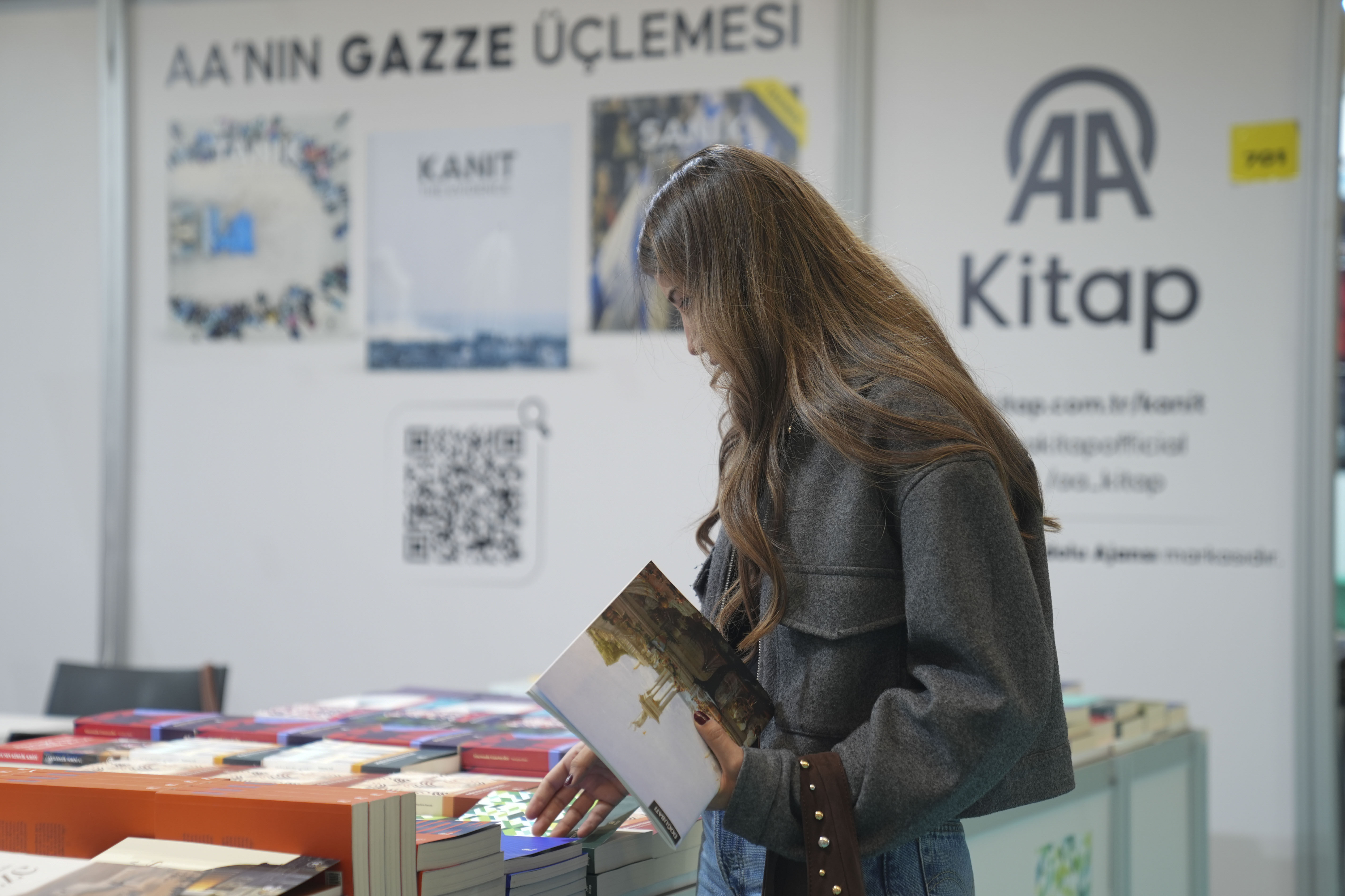 22. Ankara Kitap Fuarı'nda hafta sonunda yoğunluk yaşandı