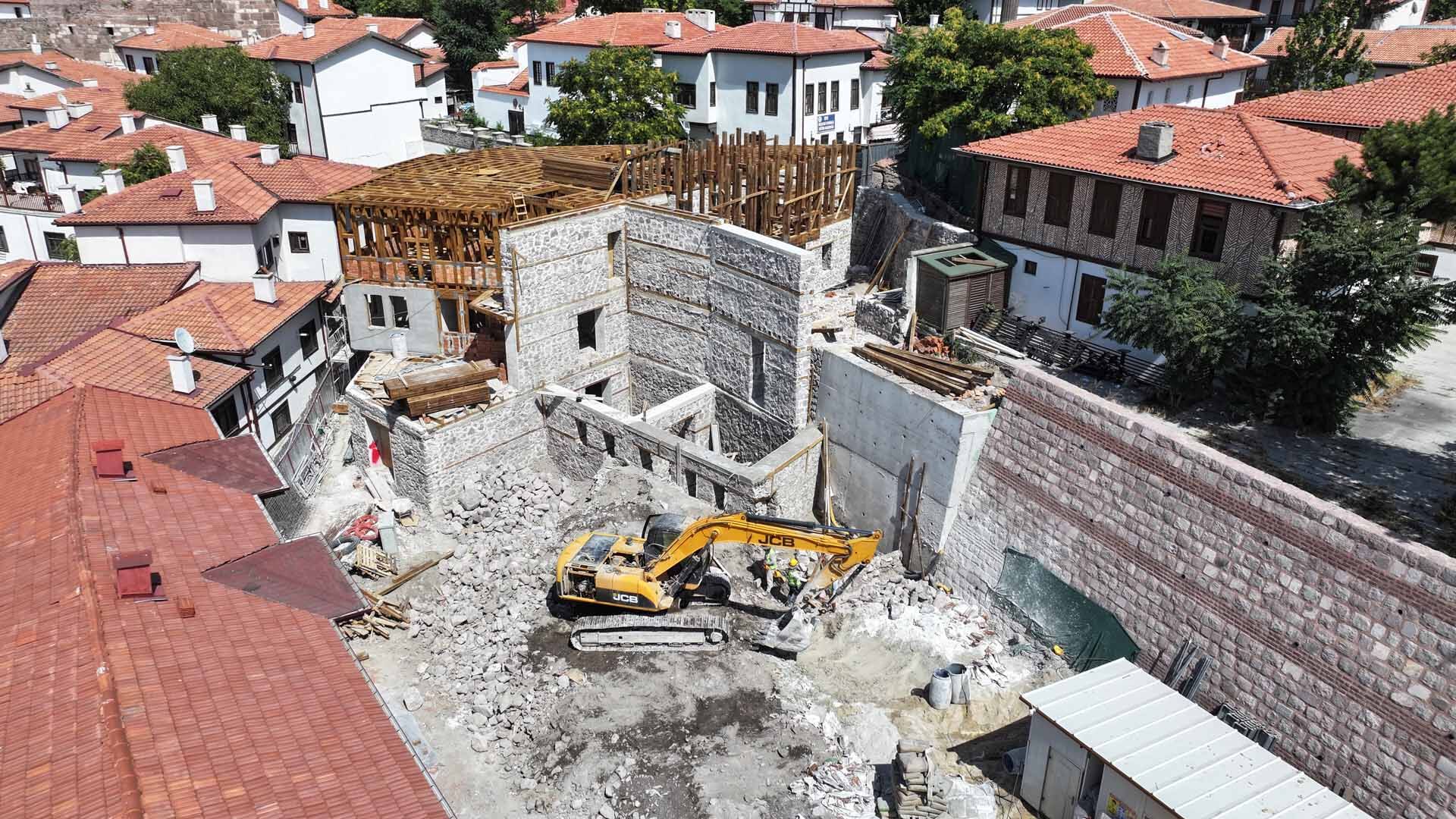 Ankara Kalesi'nde 'gastronomi merkezi' için çalışmalar başladı