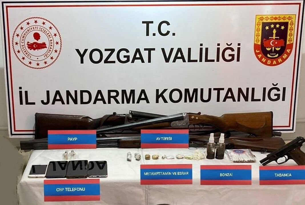 Yozgat merkezli uyuşturucu operasyonunda yakalanan 10 şüpheliden 4'ü tutuklandı