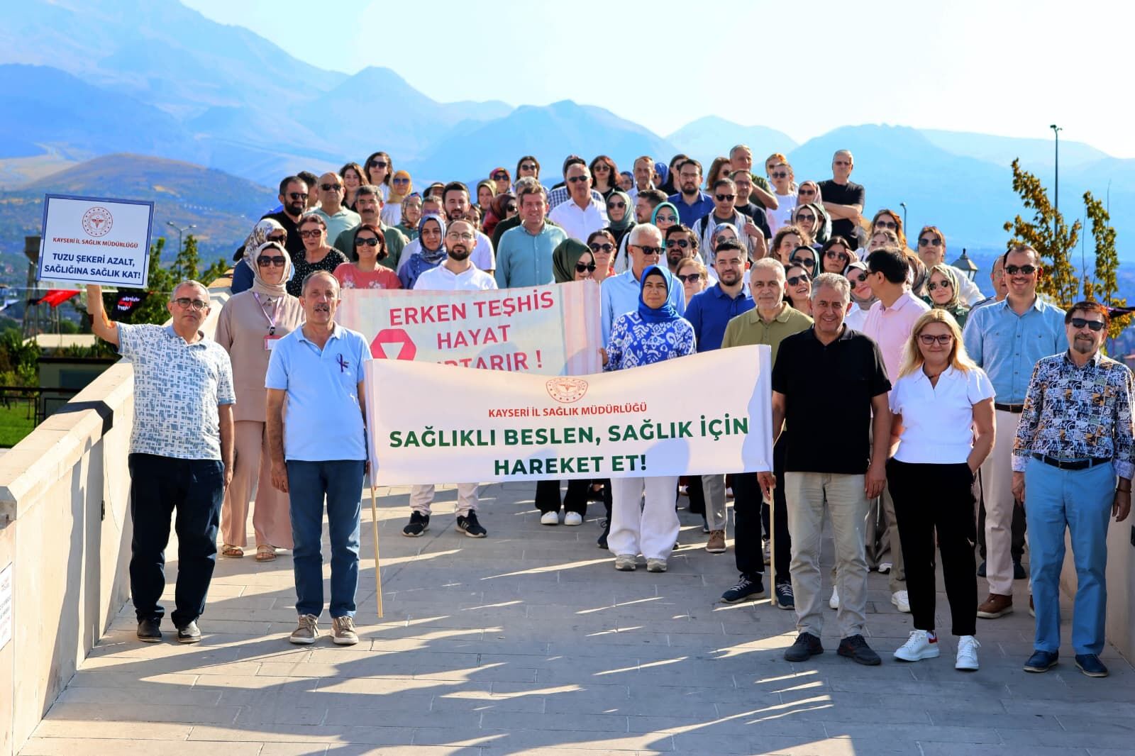 Kayseri'de 'Sağlıklı Yaşam Yürüyüşü' düzenlendi