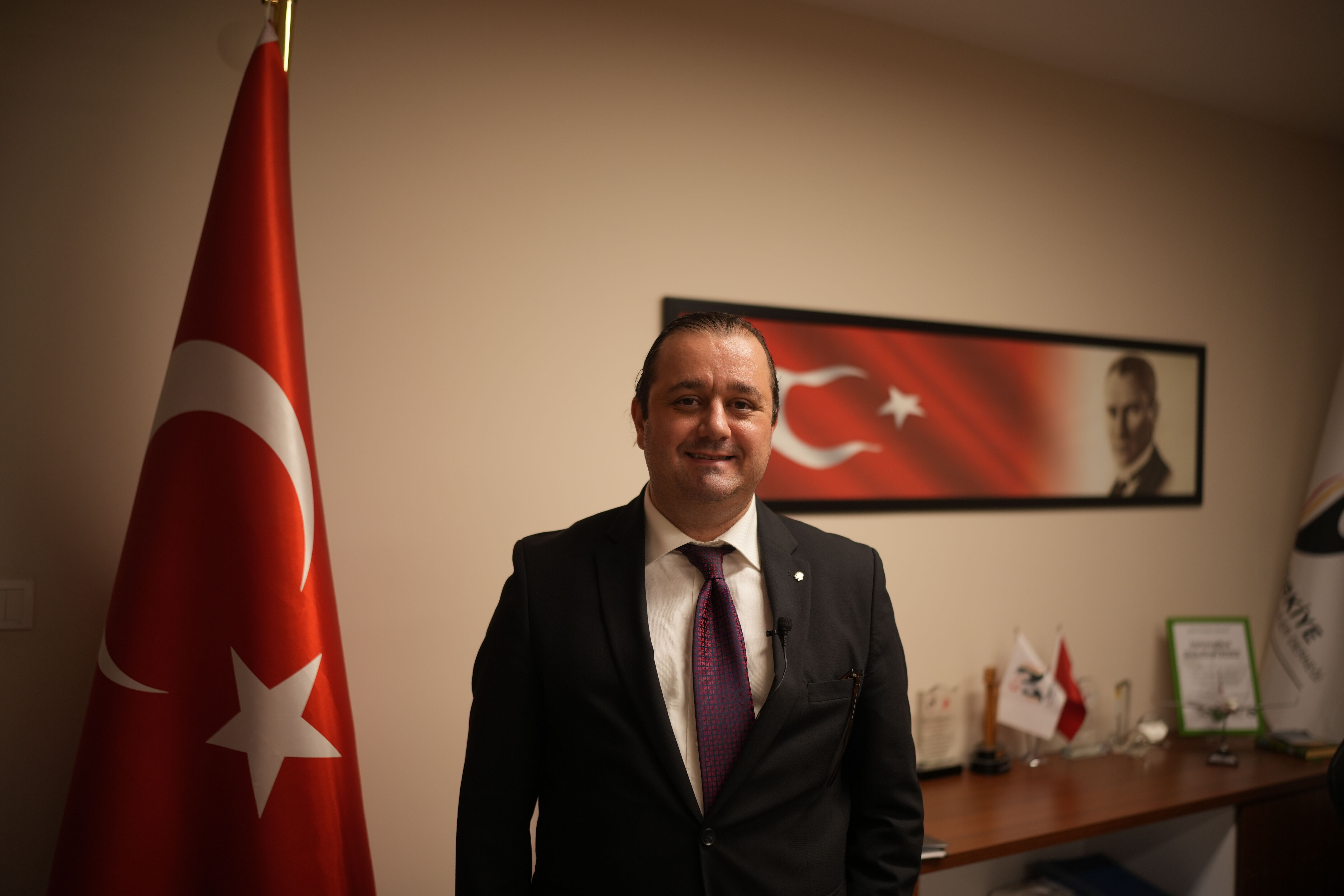 İşitme engelliler, yaşamın her alanında daha fazla tercümana ihtiyaç duyuyor