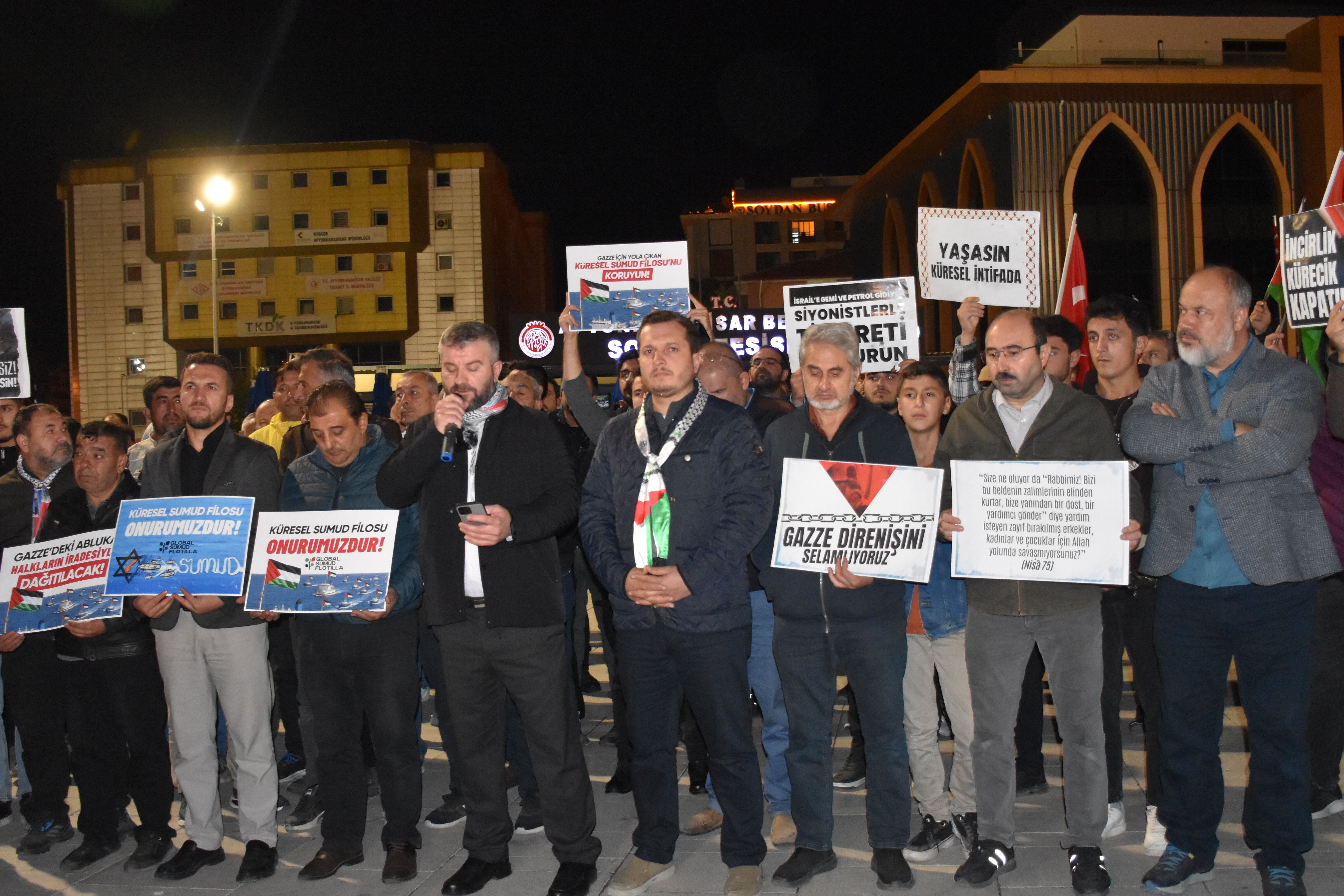 Konya, Afyonkarahisar ve Karaman'da İsrail'in Küresel Sumud Filosu'na saldırılarına tepki