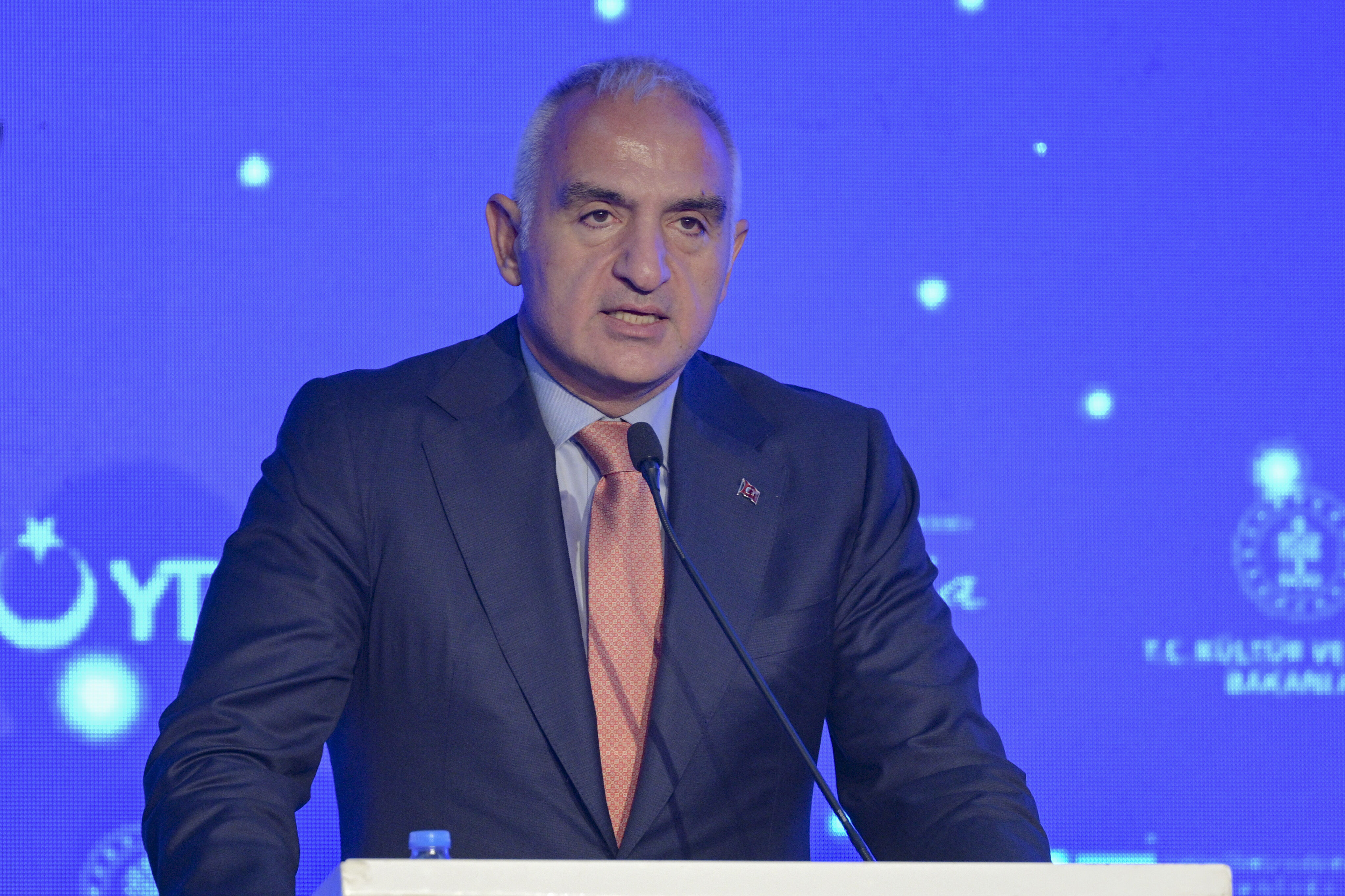 Bakan Ersoy, YTB'nin 15. Yıl Dönümü Gala Programı'nda konuştu: