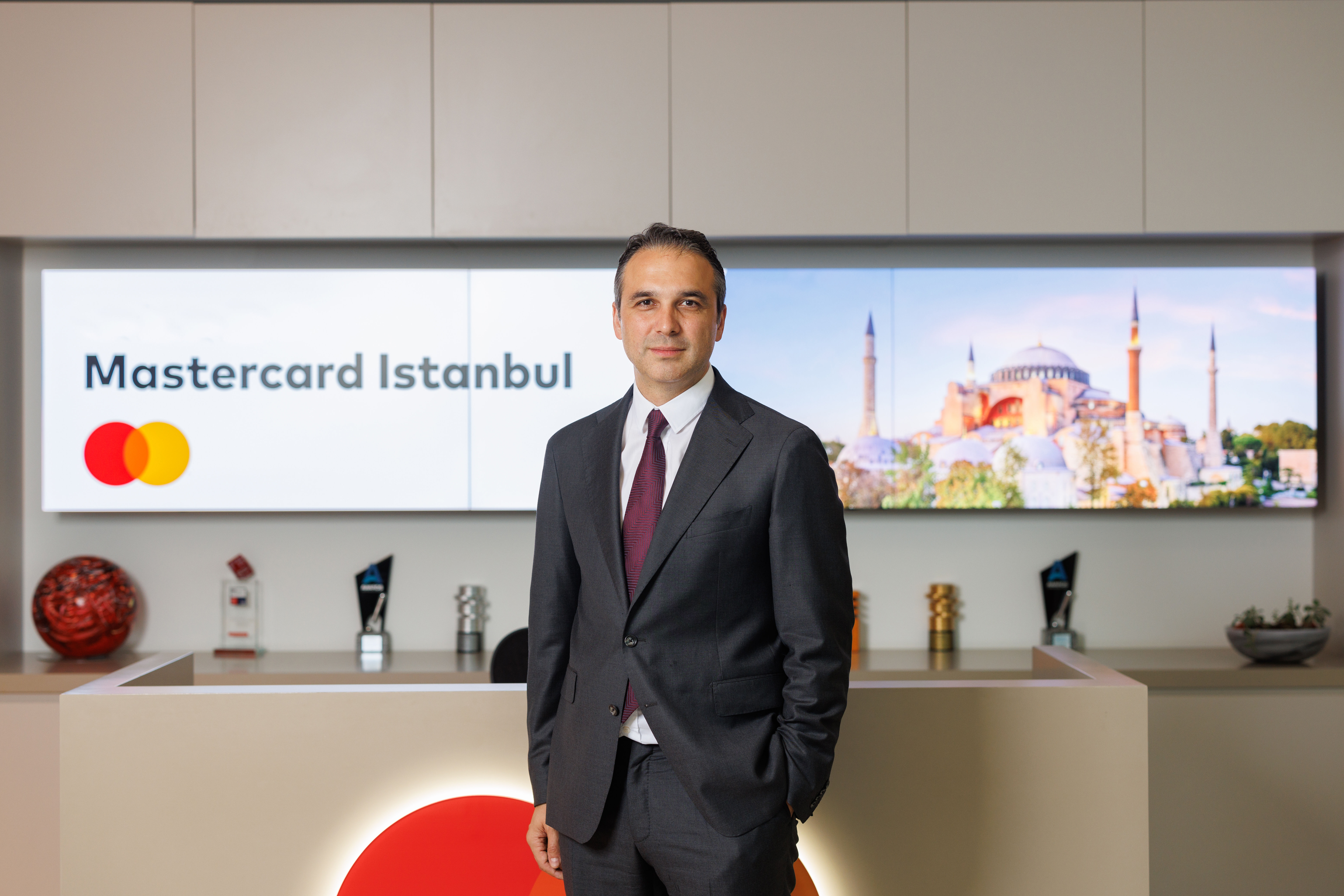 Mastercard'da iki üst düzey atama