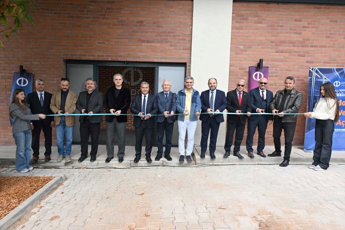 Anadolu Üniversitesinde 'Anadolu Veri Merkezi' törenle açıldı