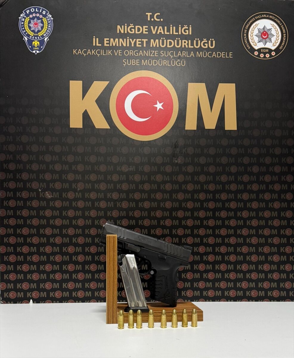 Niğde'de kaçakçılık operasyonlarında yakalanan 2 zanlı tutuklandı