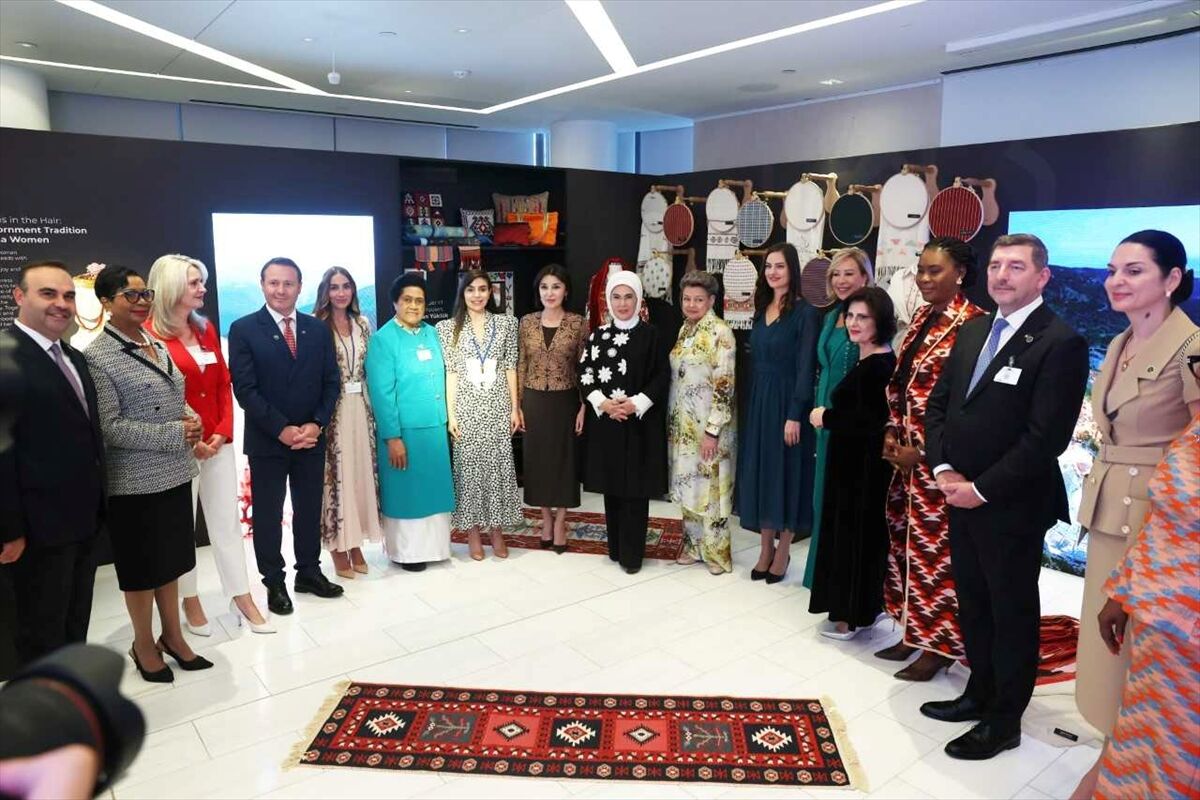 Konya Mobilyacılar Odası'nın hazırladığı 'Gelin Aynası', New York Sergisi'nde