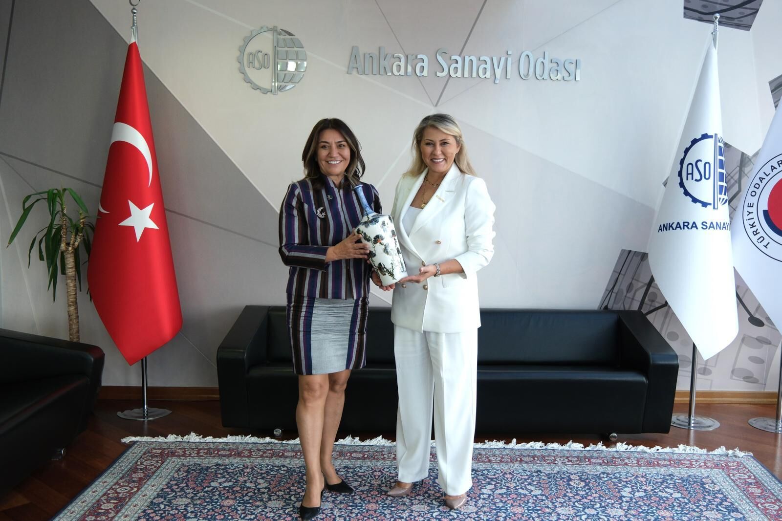 KAİSDER'den şirketlerde 'eşitlik kültürü'ne yönelik eğitim protokolü