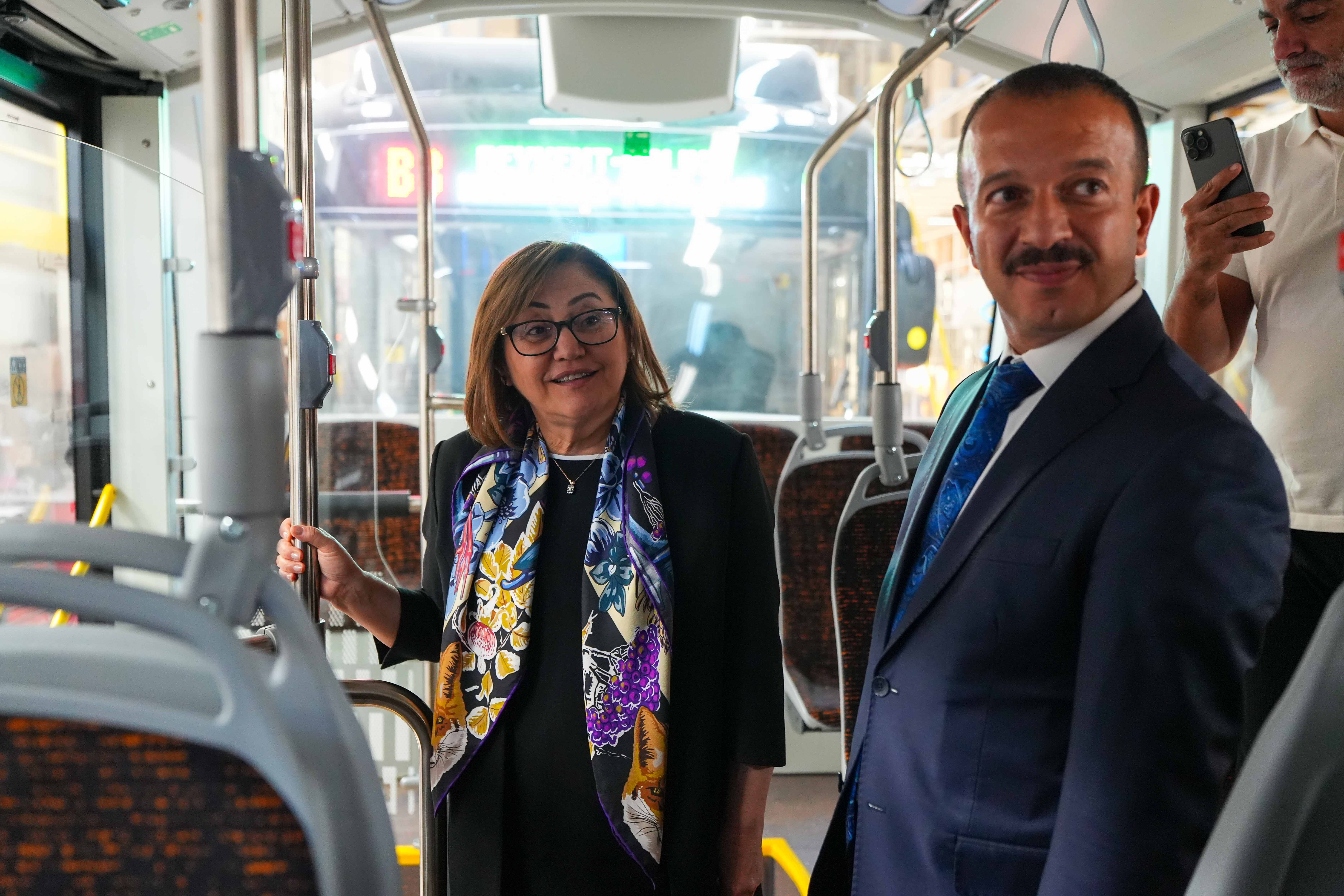Karsan 18 metrelik elektrikli otobüs filosunu Gaziantep'e teslim edecek