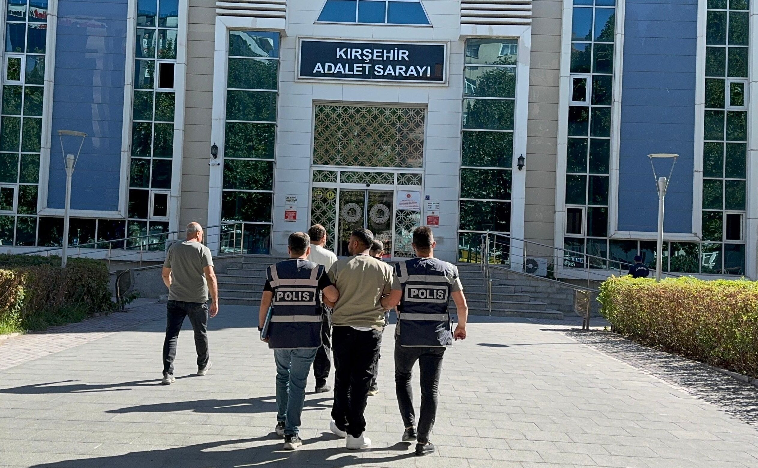 Kırşehir'de silahlı kavgada 1 kişi yaralandı