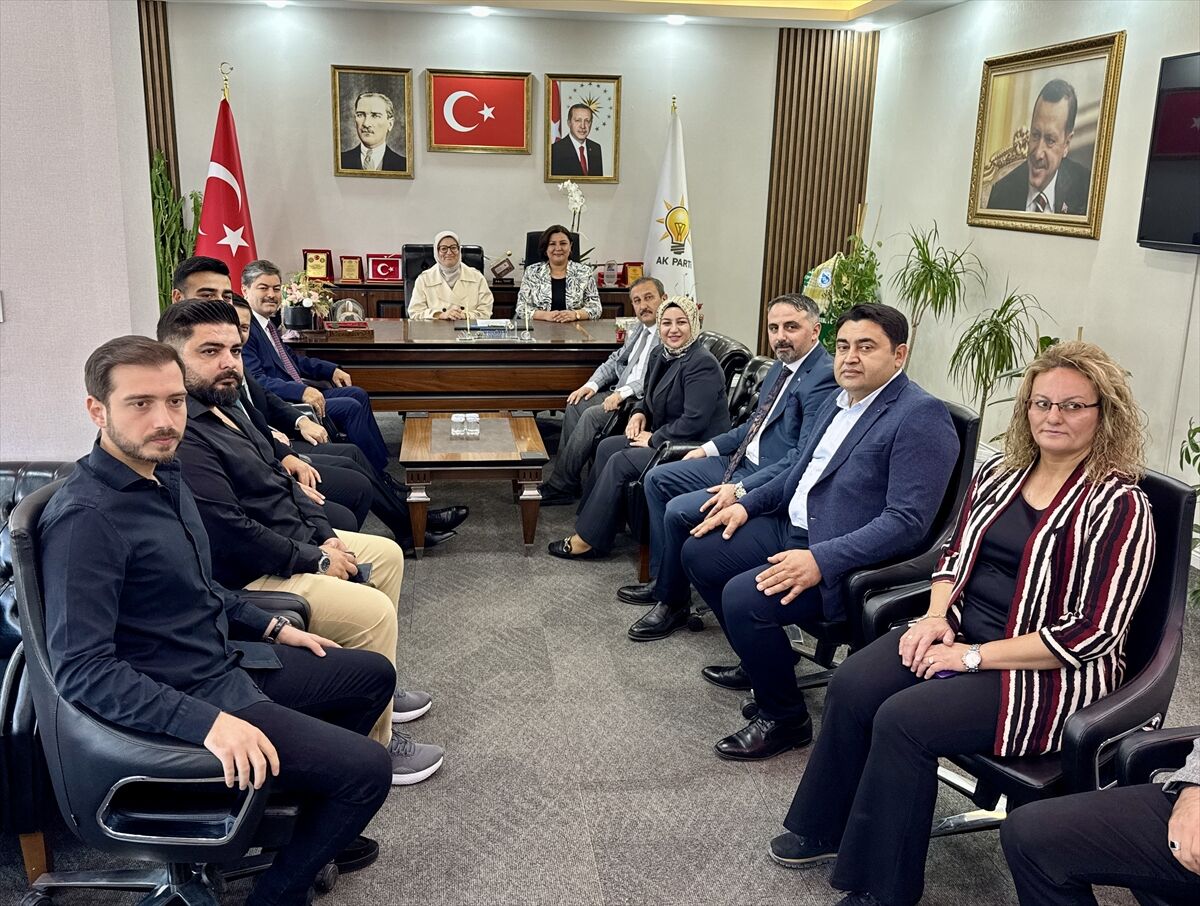 AK Parti Genel Başkan Yardımcısı Belgin Uygur Kırşehir'de konuştu: