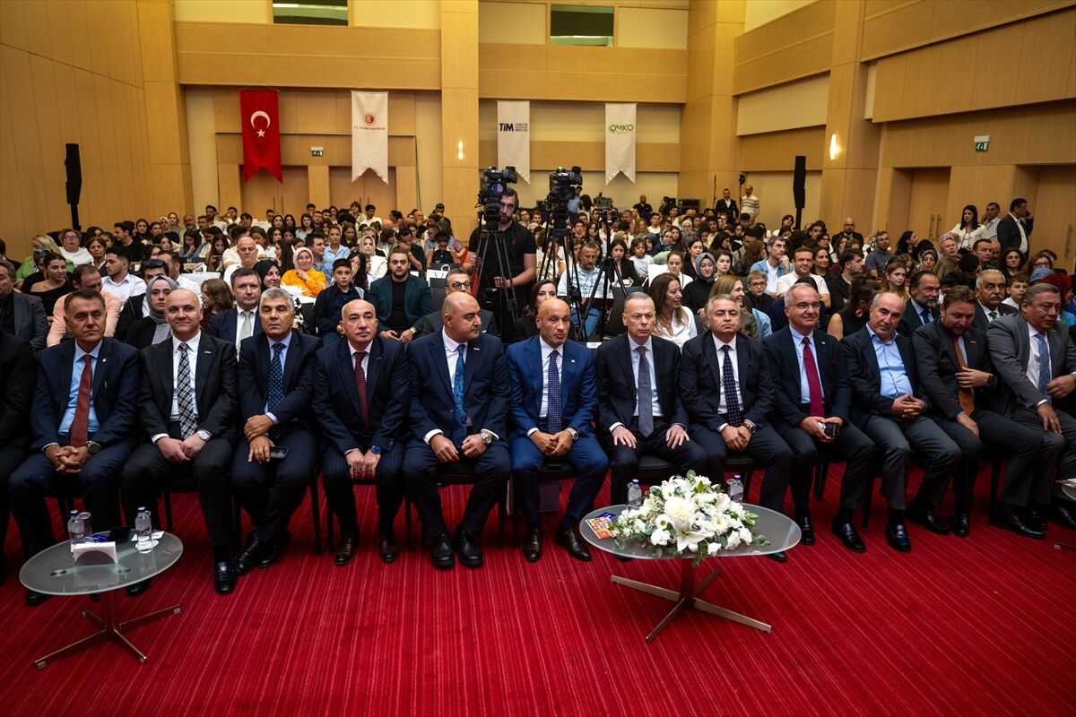Ankara'da 16. Ulusal Mobilya Tasarım Yarışması Ödül Töreni yapıldı