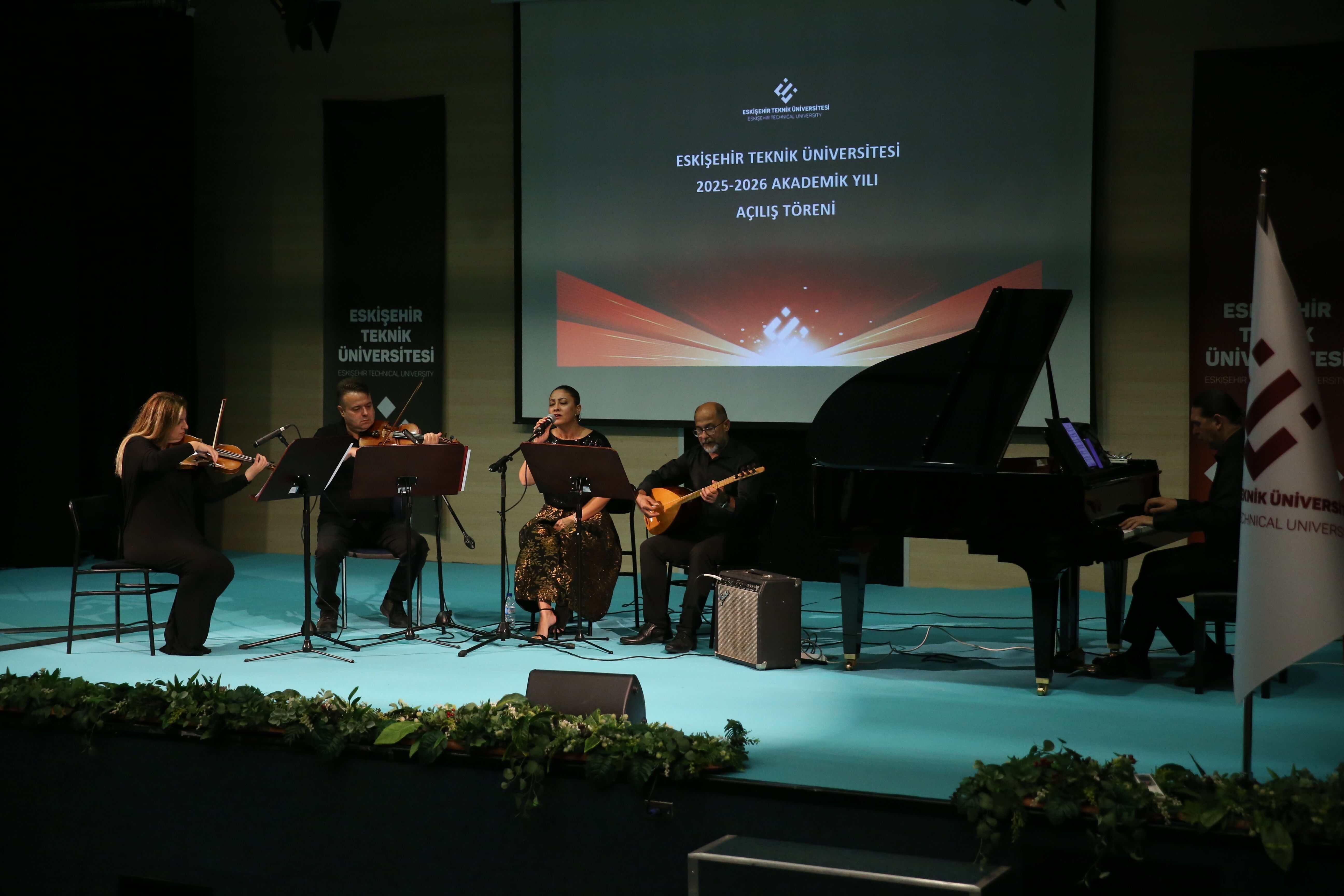 Eskişehir Teknik Üniversitesi'nde 2025-2026 akademik yılı açıldı