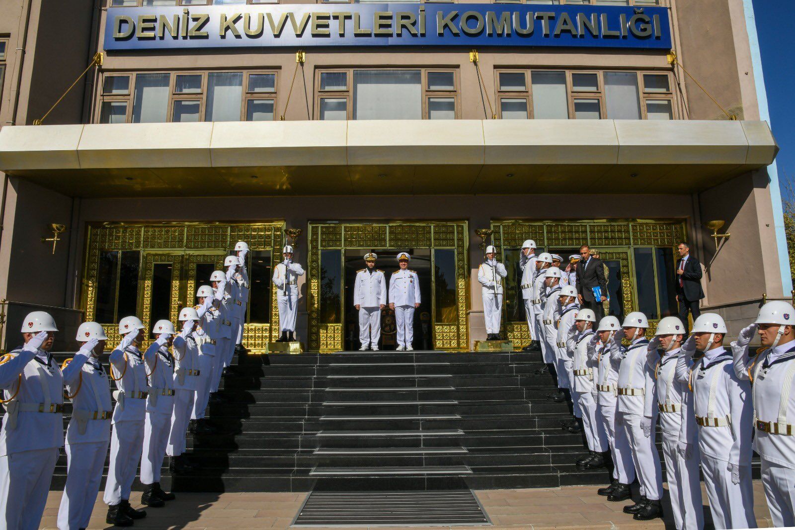 Deniz Kuvvetleri Komutanı Oramiral Tatlıoğlu, Suriyeli mevkidaşı Tuğgeneral Alsaud ile görüştü