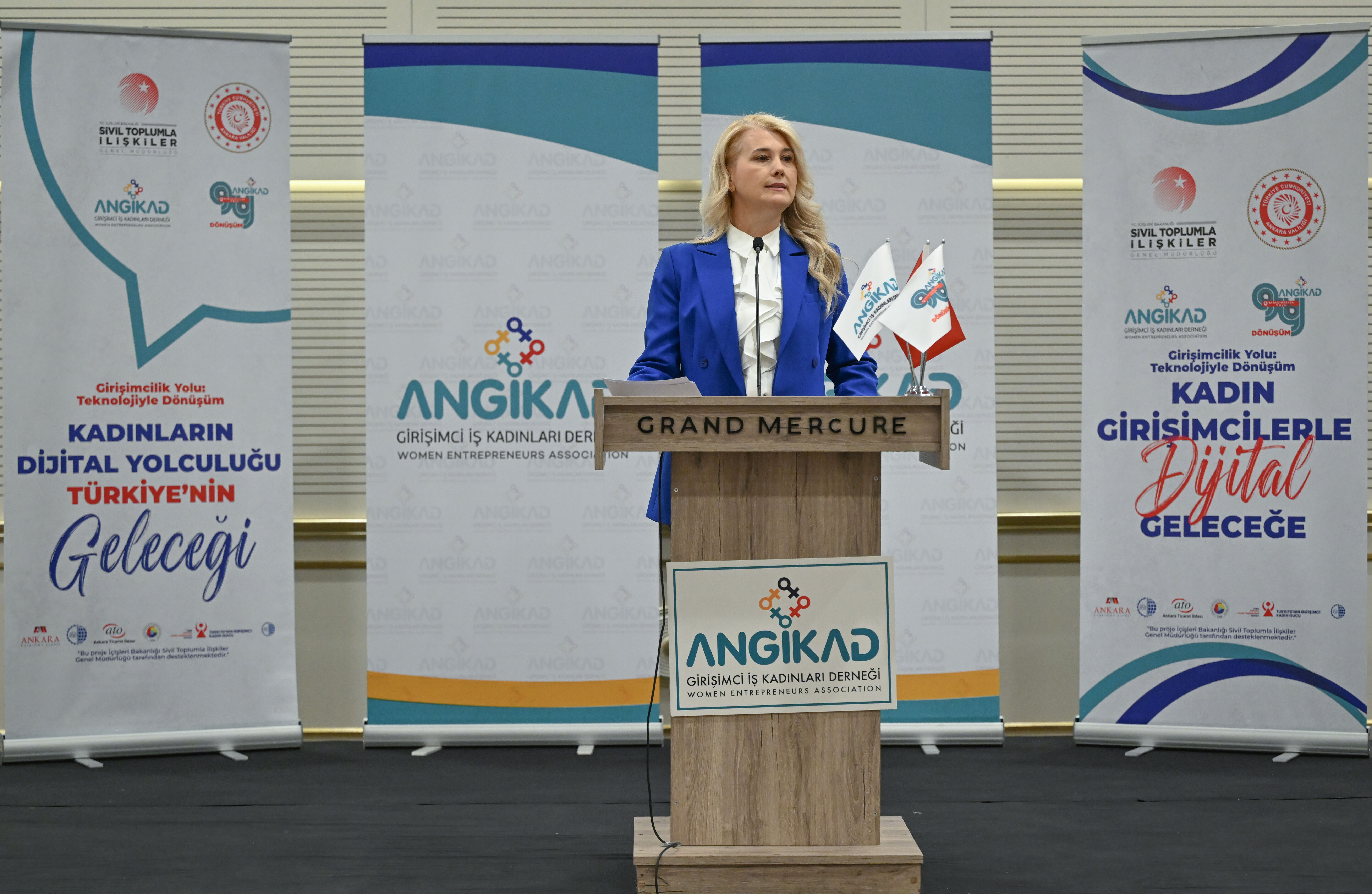 Kadın girişimciler ve yeni mezun gençler bir araya gelerek teknolojik dönüşüme imza atacak