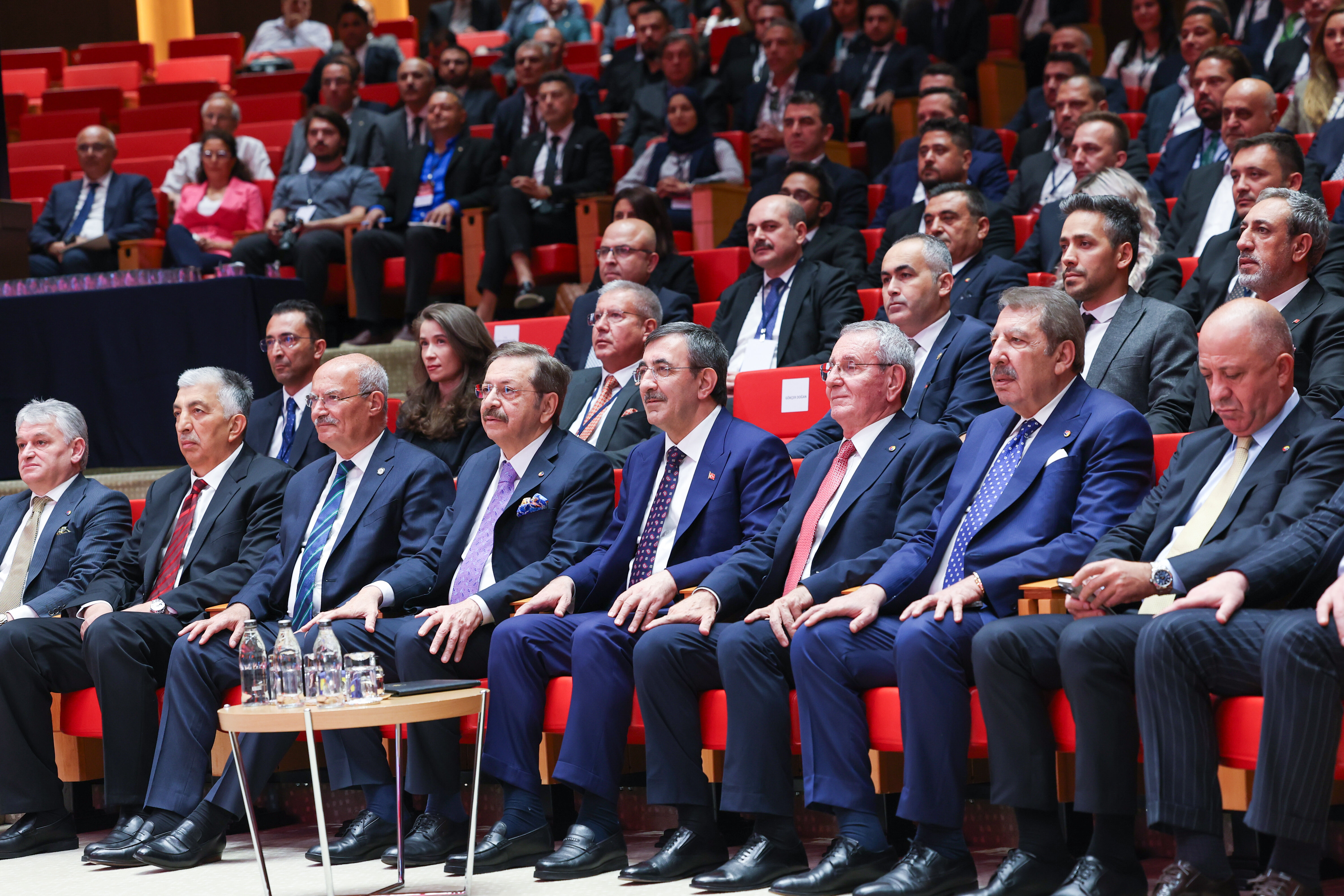 Cumhurbaşkanı Yardımcısı Yılmaz, 'TOBB Türkiye 100' programında konuştu: