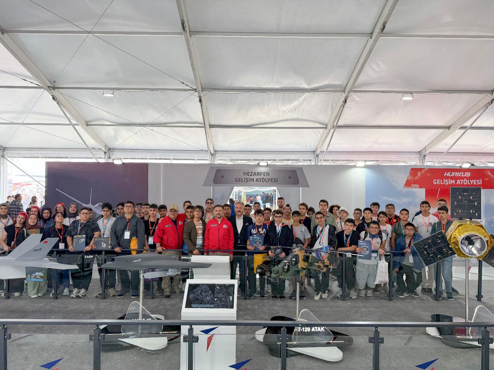 Palancıoğlu, havacılık lisesi öğrencileriyle TEKNOFEST İstanbul'a katıldı