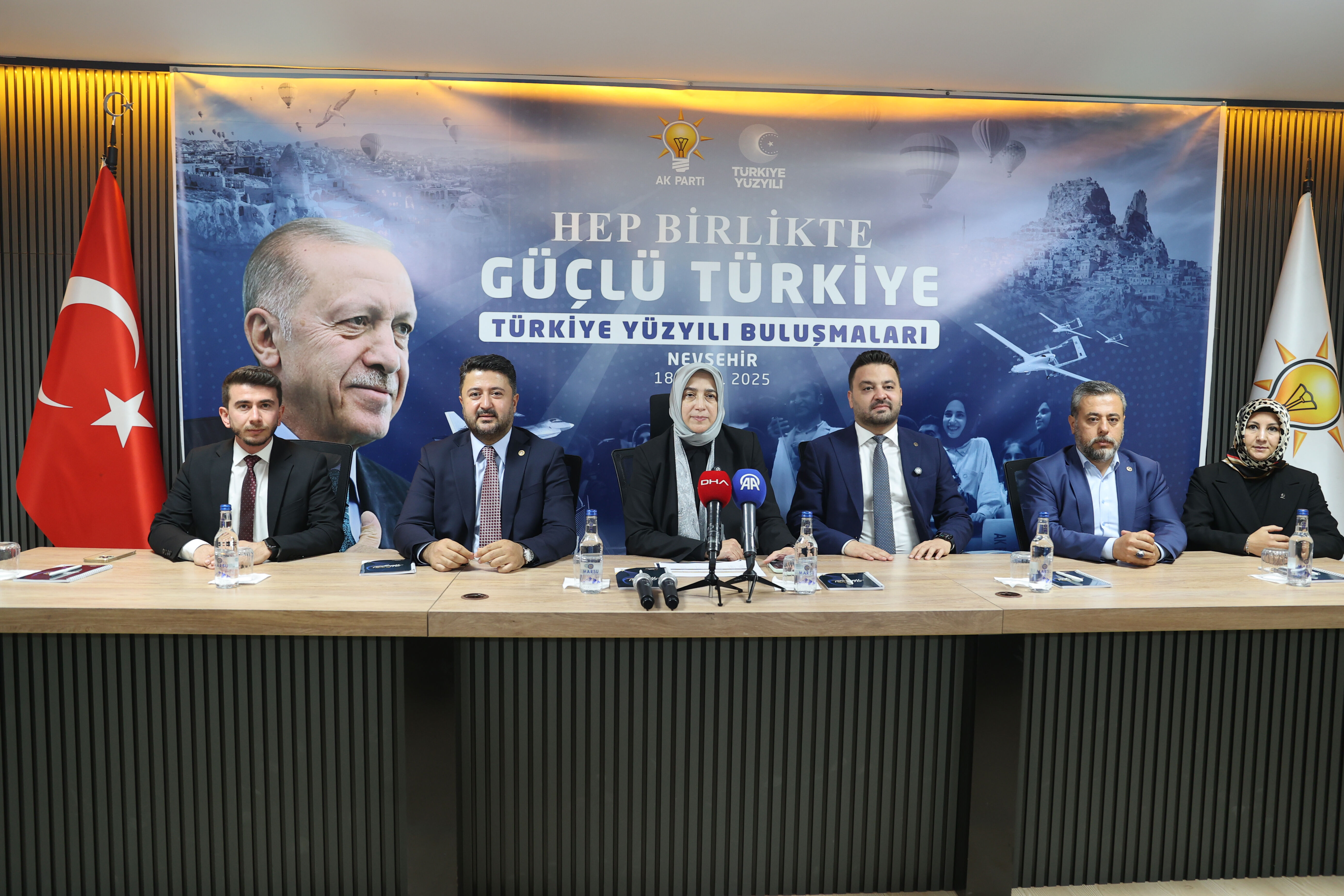 AK Parti Grup Başkanvekili Zengin, Nevşehir'de konuştu: