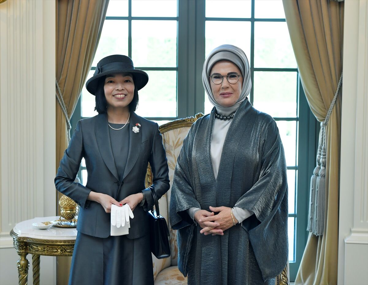 Emine Erdoğan, Japonya Altes Prensesi Mikasa ile görüştü