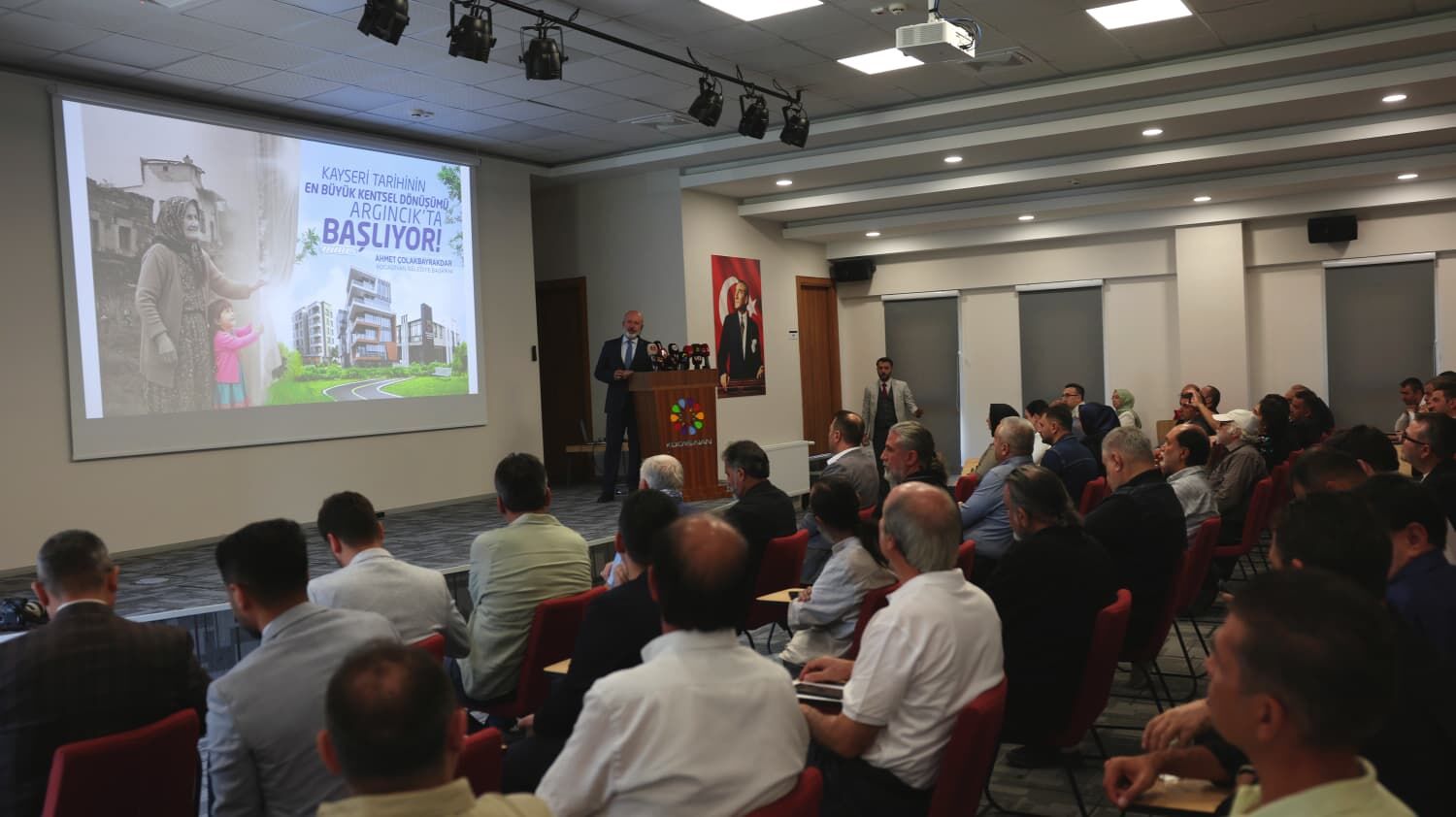 Kocasinan'da 'Argıncık Kentsel Dönüşüm Projesi' bilgilendirme toplantısı yapıldı