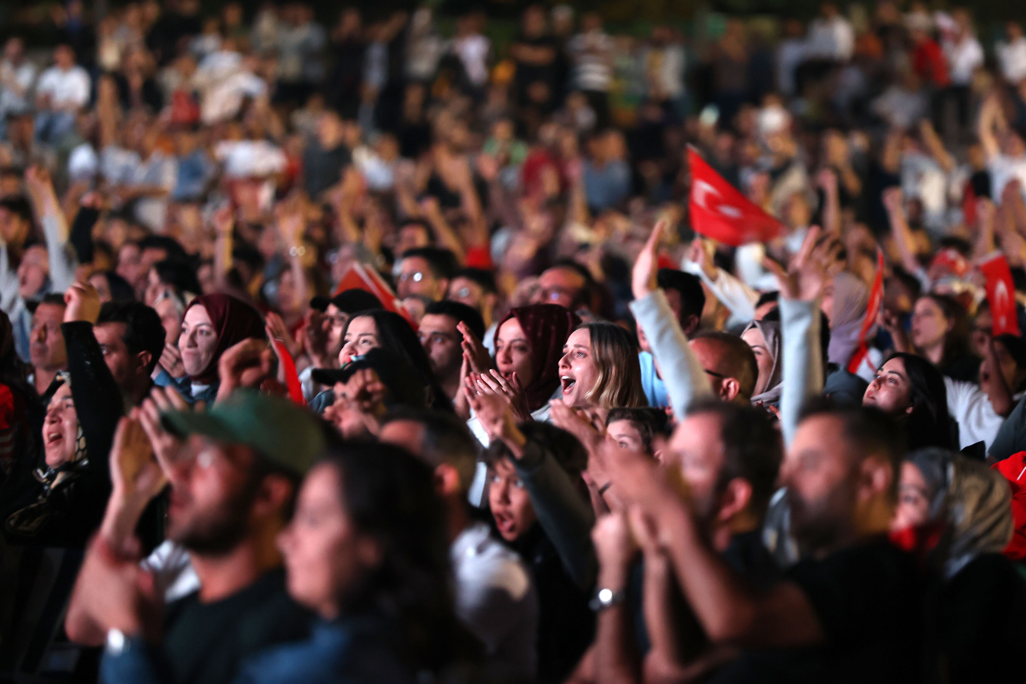 Konya'da Türkiye-Almanya EuroBasket 2025 finali izlendi