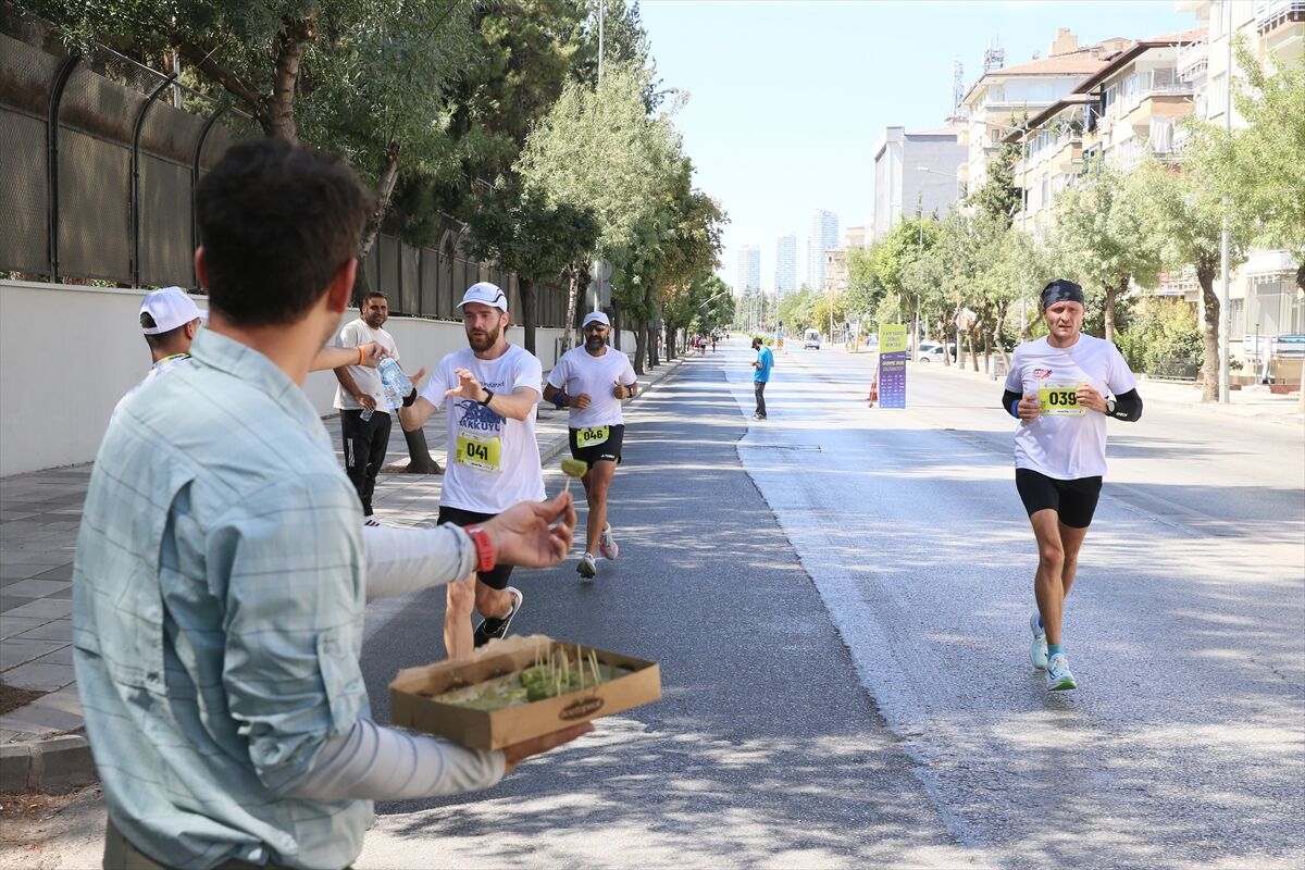 Gurme Run yarı maratonu Gaziantep'te gerçekleştirildi