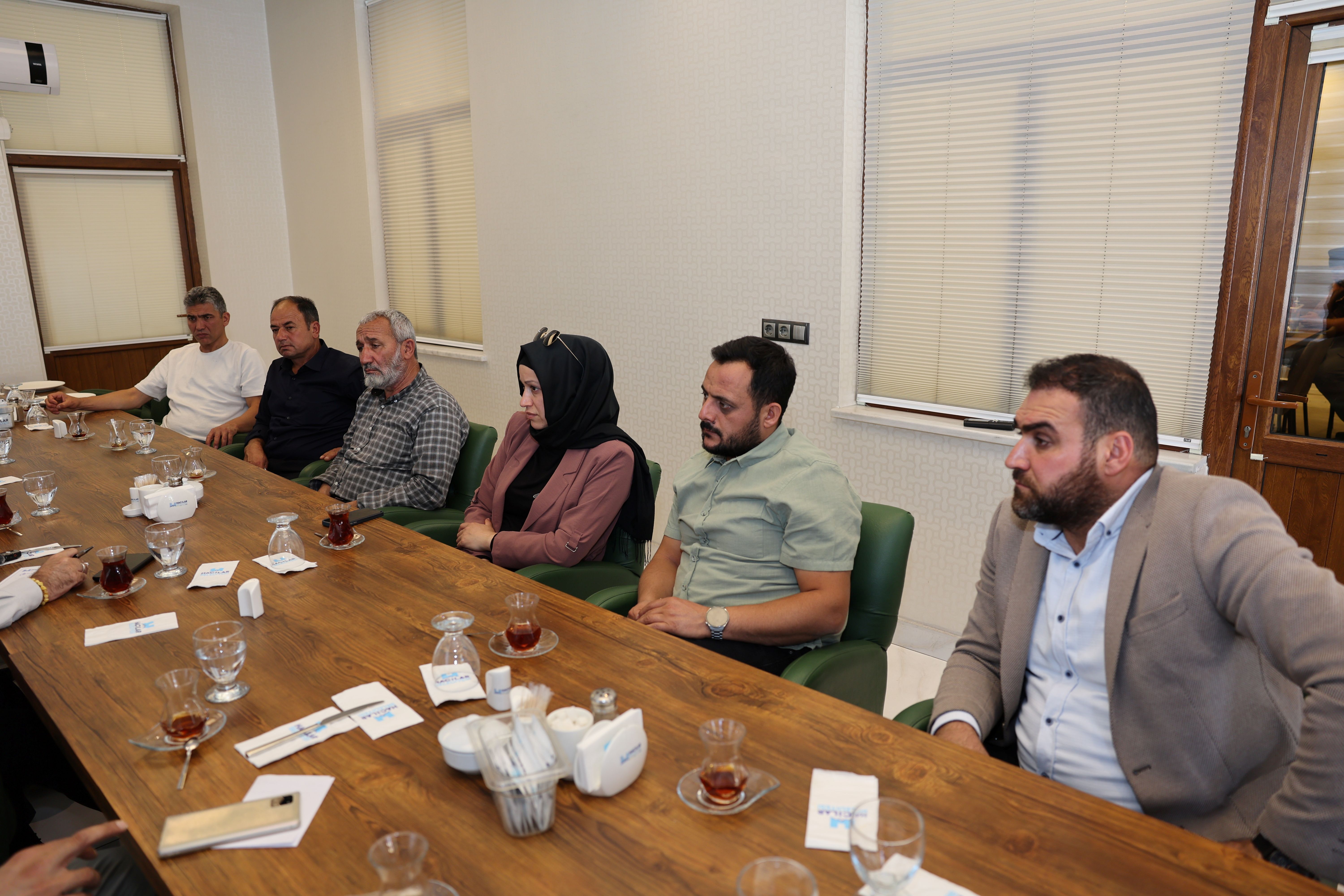 Hacılar Belediye Başkanı Özdoğan, mahalle muhtarlarıyla buluştu