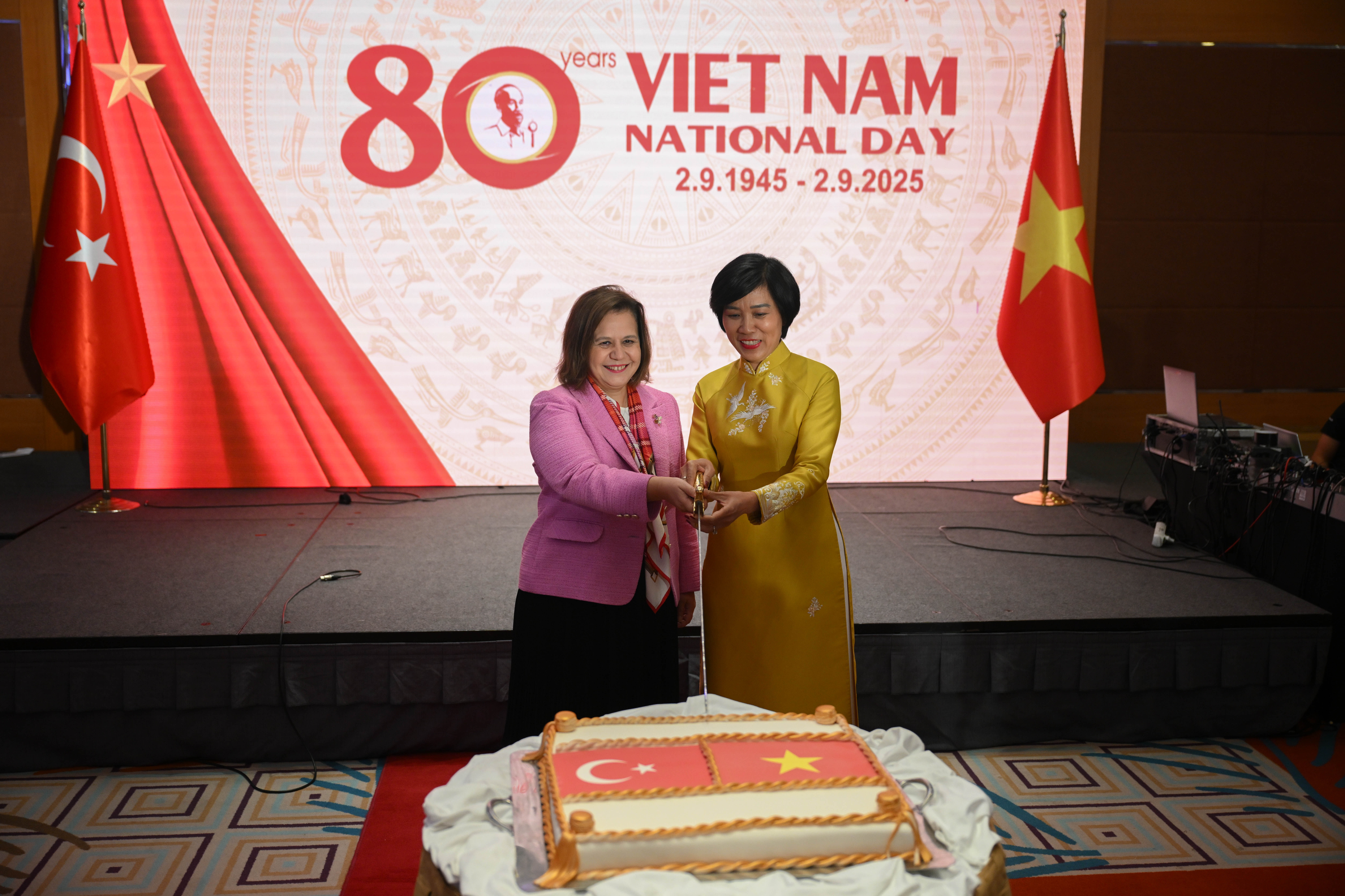 Ankara'da Vietnam Milli Günü kutlandı