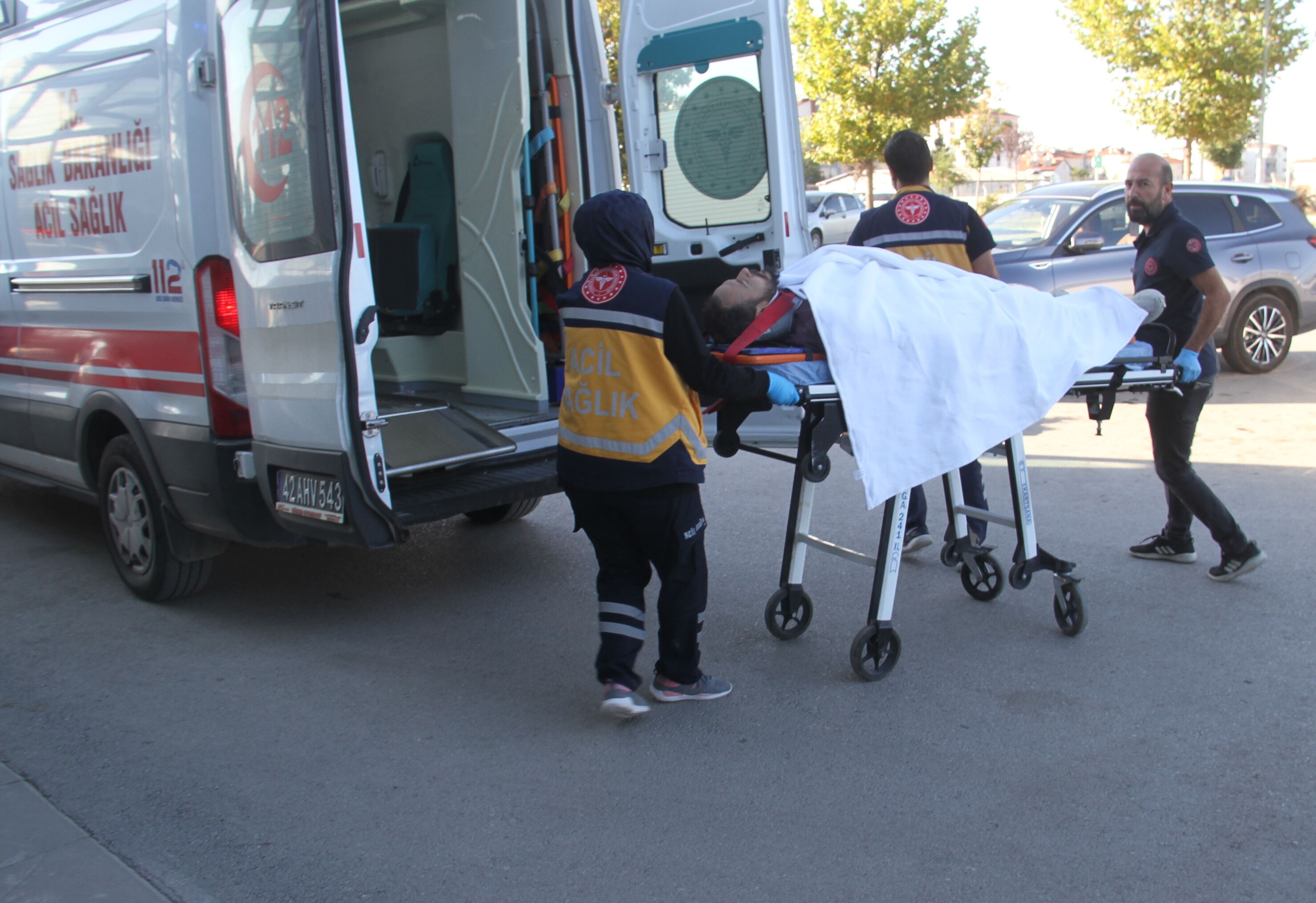 Konya'da asansör boşluğuna düşen işçi yaralandı