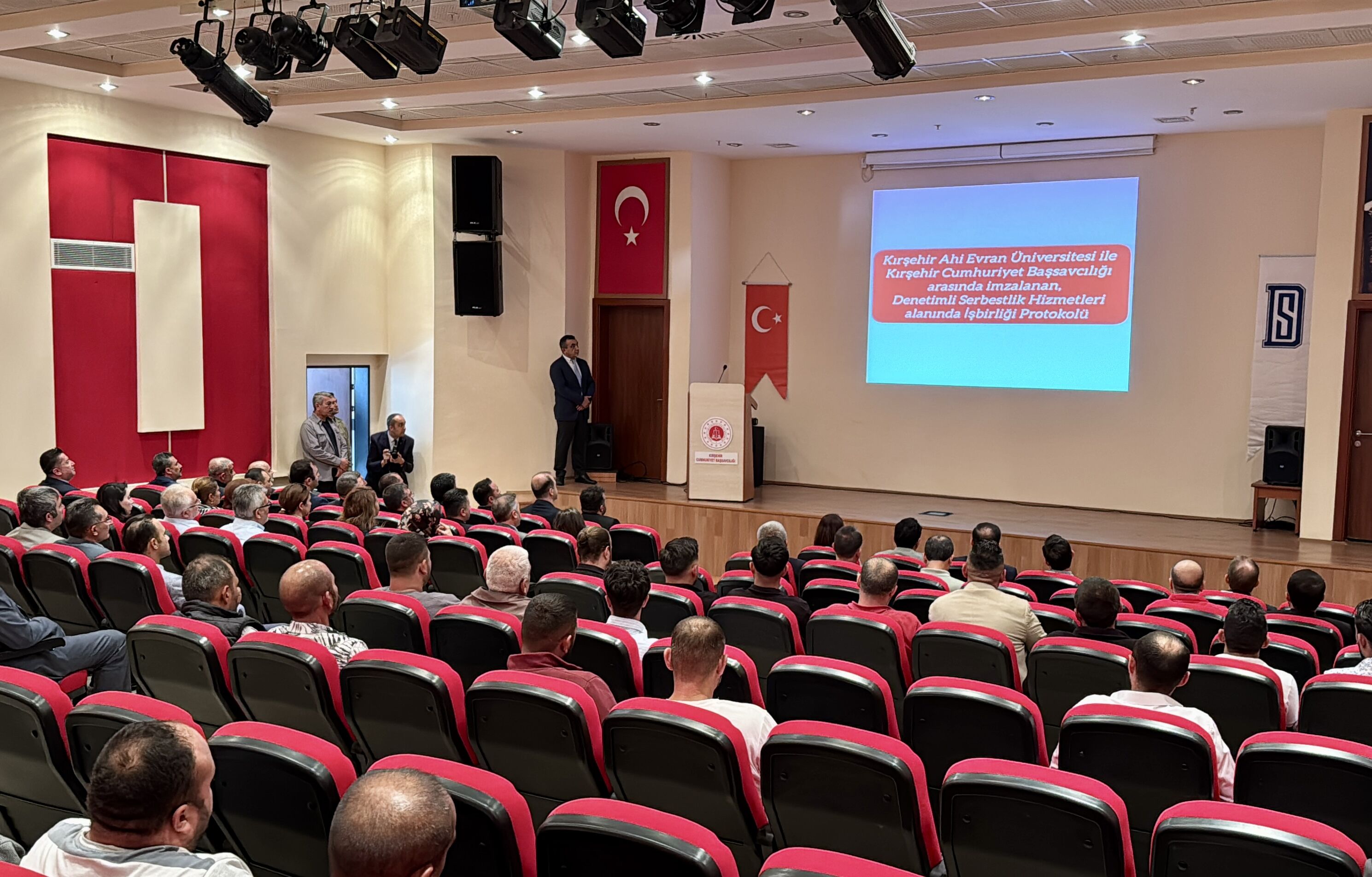 Kırşehir'de meslek edindirme kurslarını başarıyla tamamlayan 34 yükümlü sertifikalarını aldı
