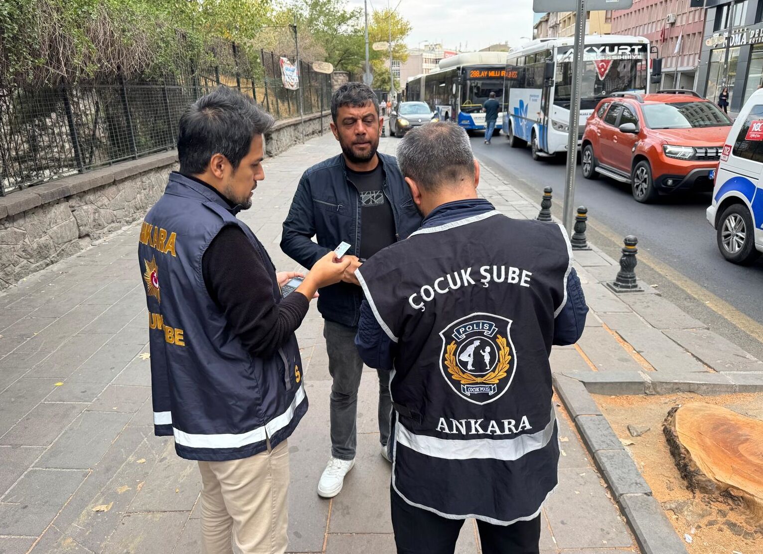 Ankara'da okul çevrelerinde denetim yapıldı