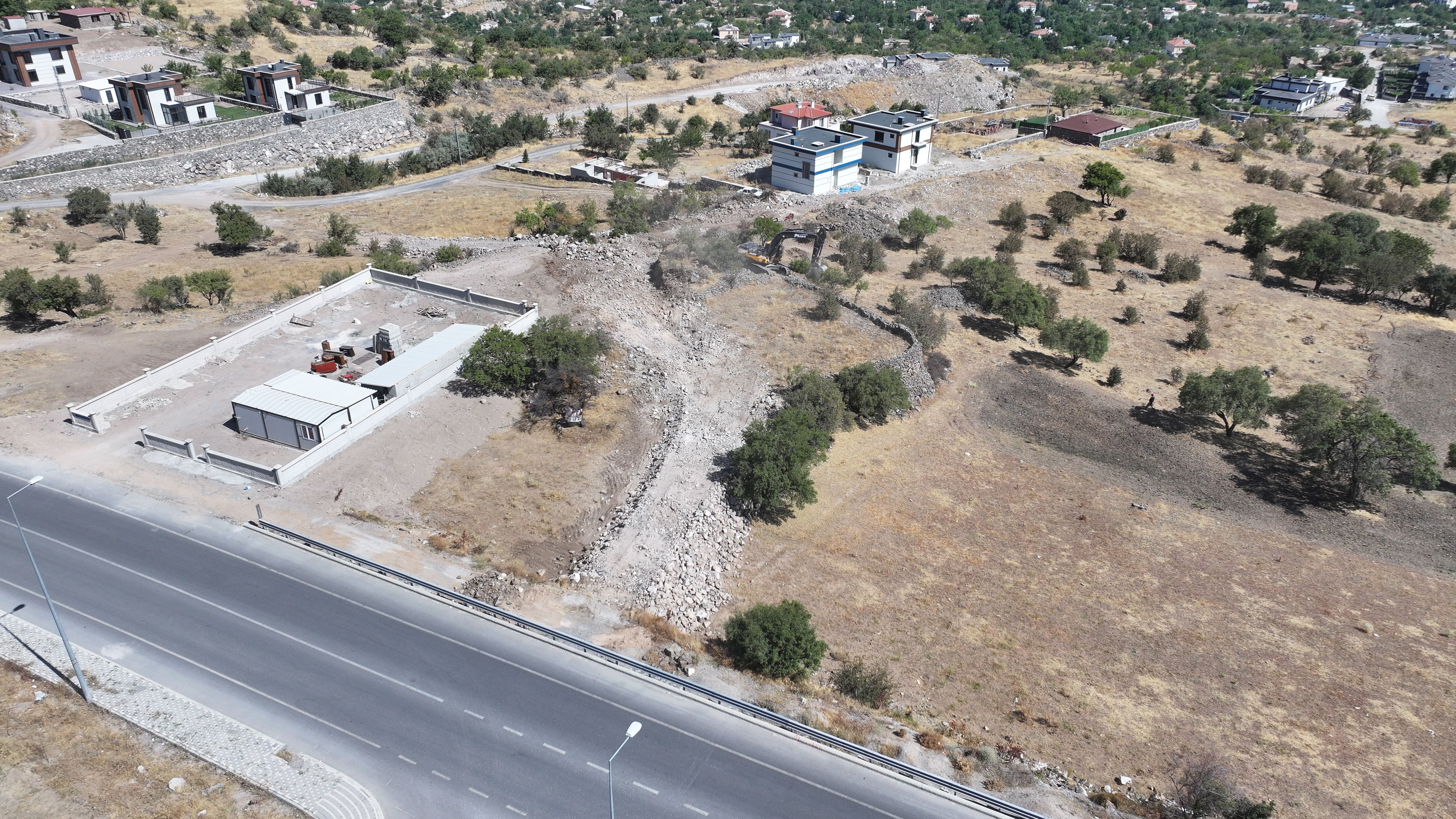 Hacılar'da bu yıl 8,7 kilometrelik yeni imar yolu açıldı