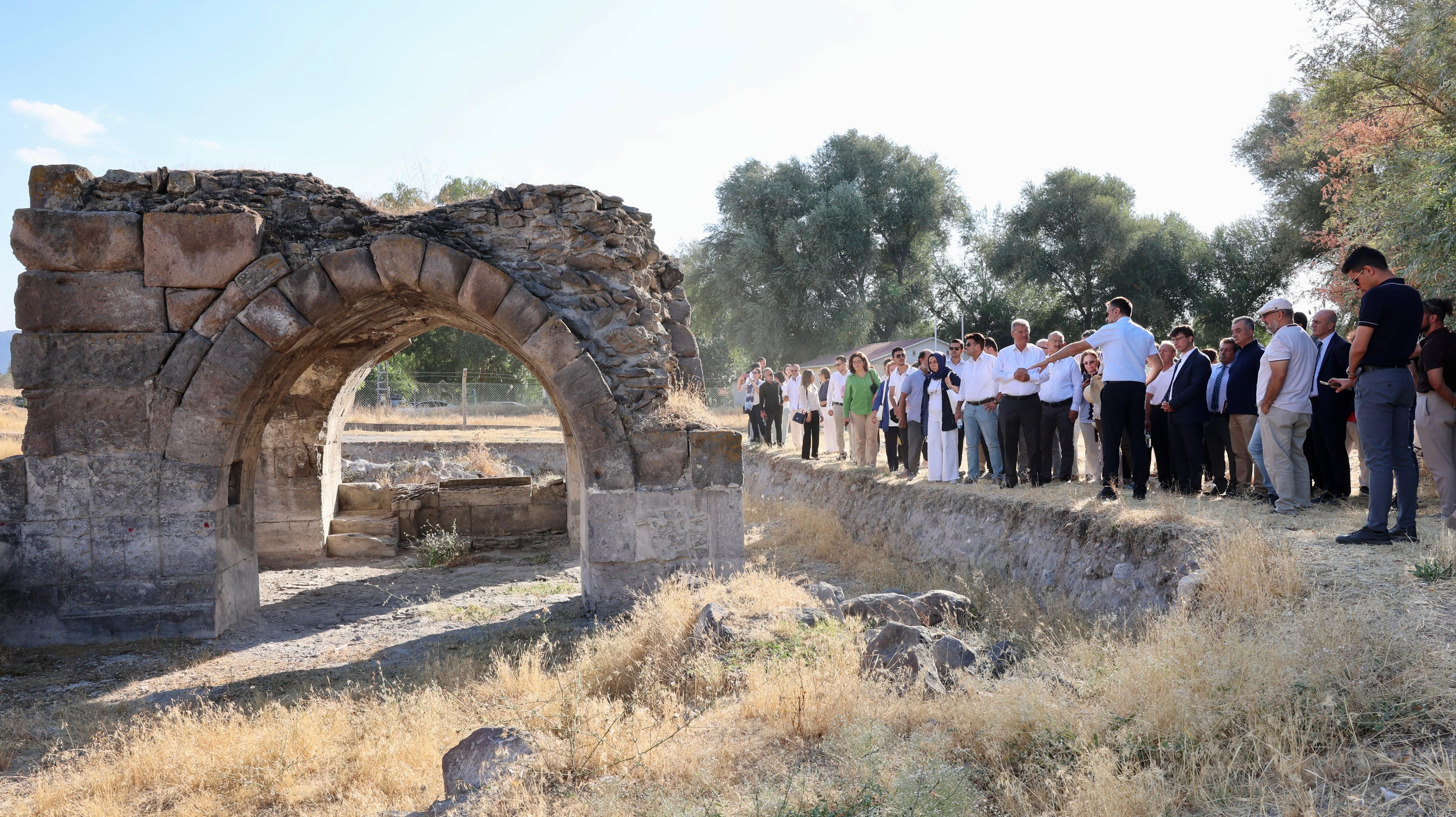 Kayseri'de Keykubadiye Sarayı'nın tanıtımı yapıldı
