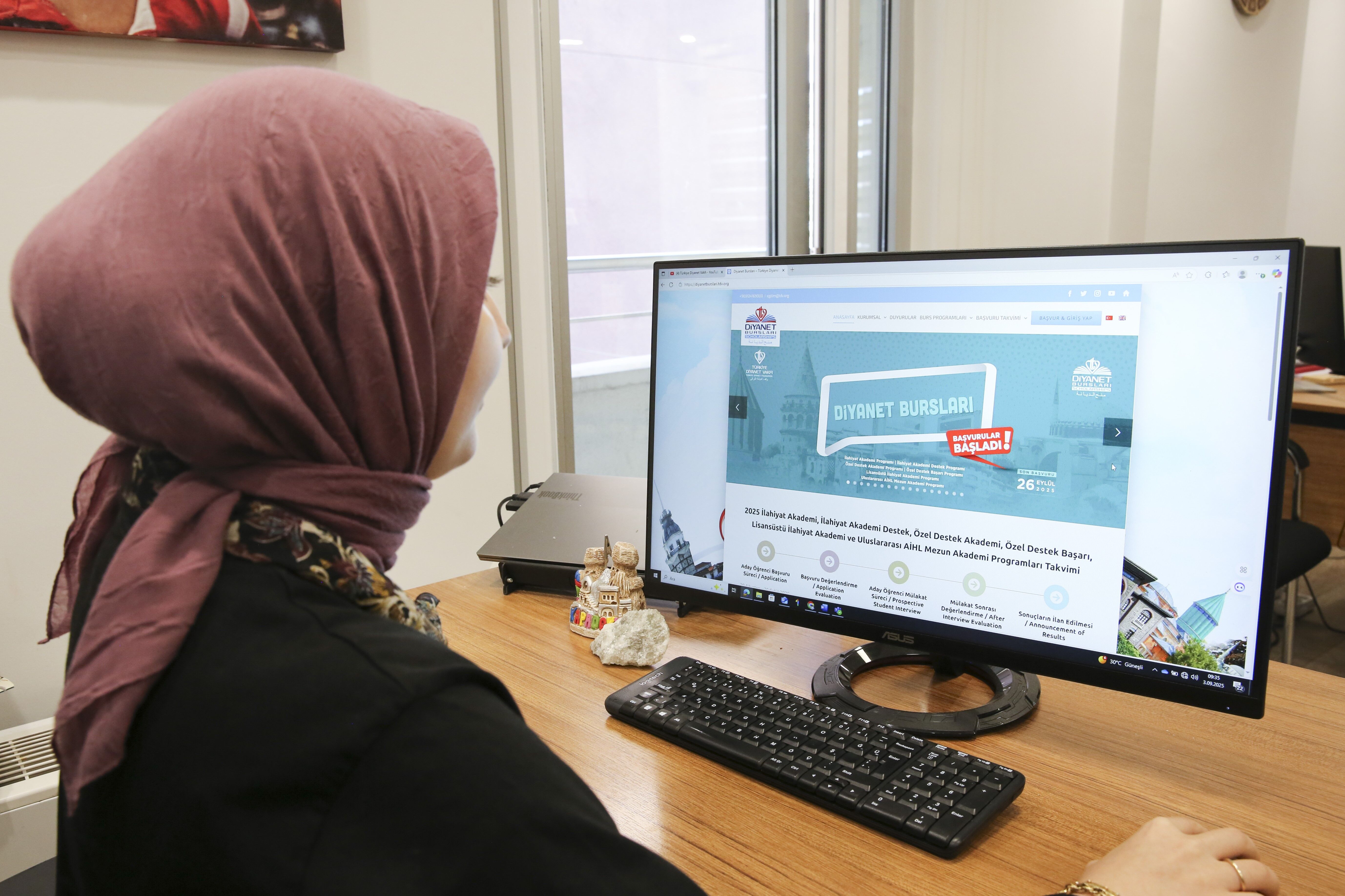 Türkiye Diyanet Vakfının burs programları için başvurular başladı