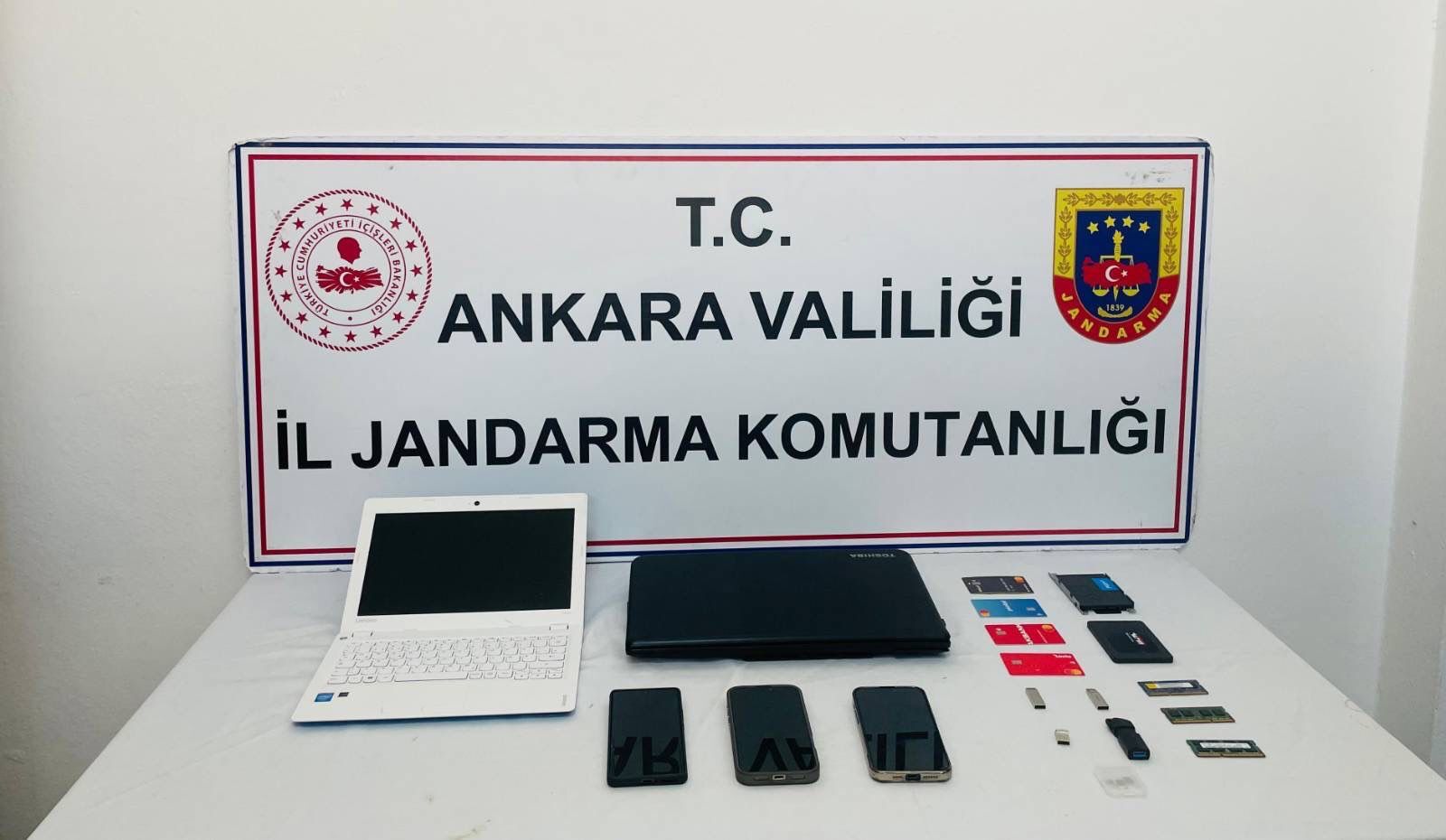 MİT'ten, siber dolandırıcılık şebekesine operasyon