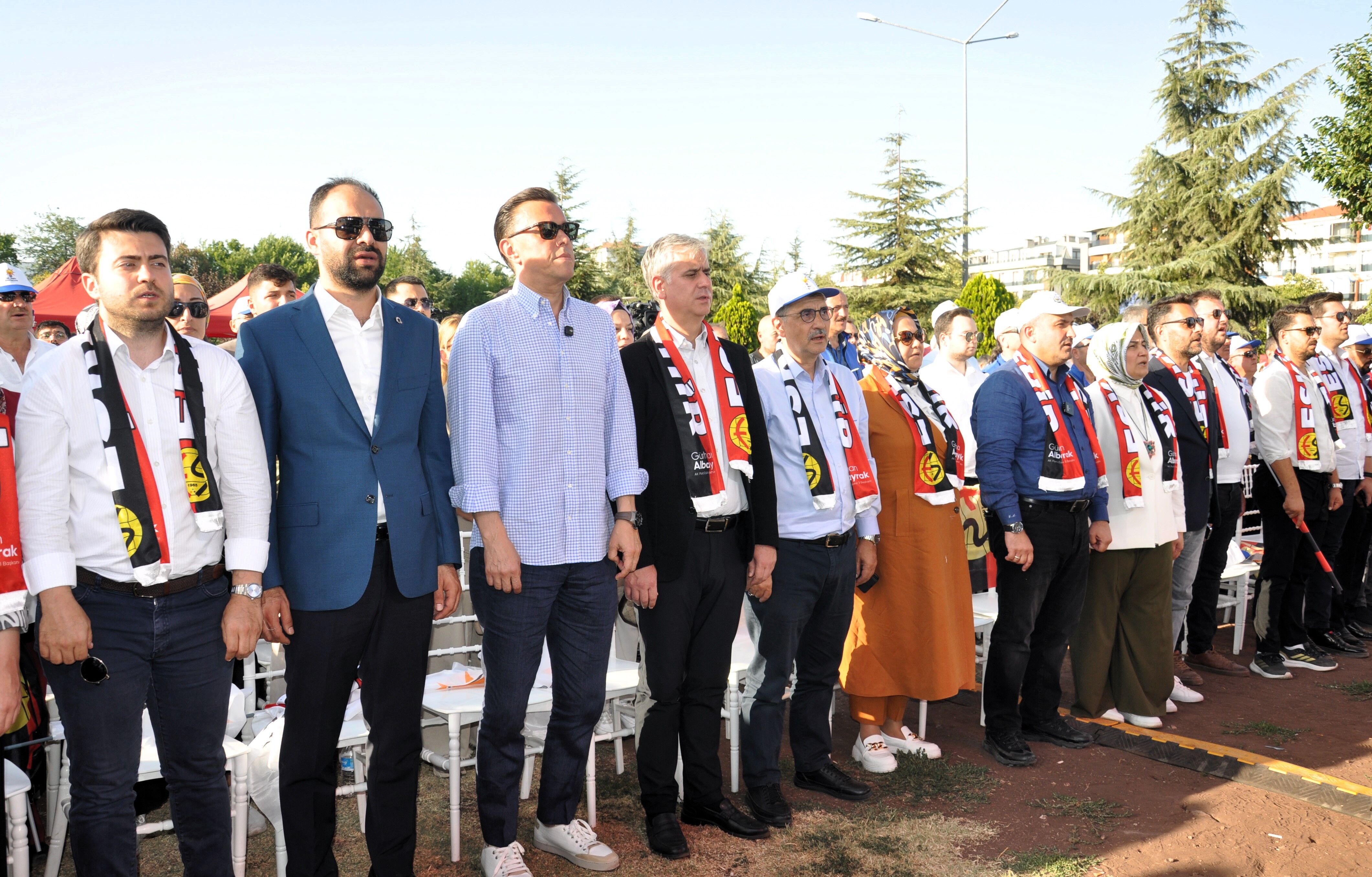 AK Parti Genel Başkan Yardımcısı Yalçın, Eskişehir'de konuştu