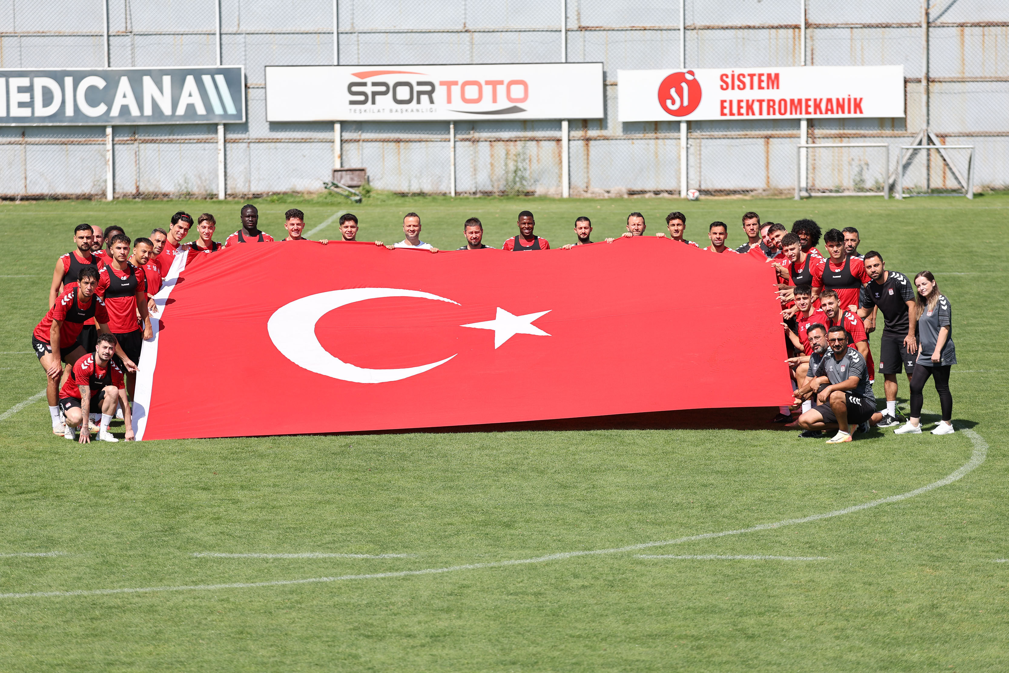 Sivasspor, Pendikspor maçı hazırlıklarını tamamladı