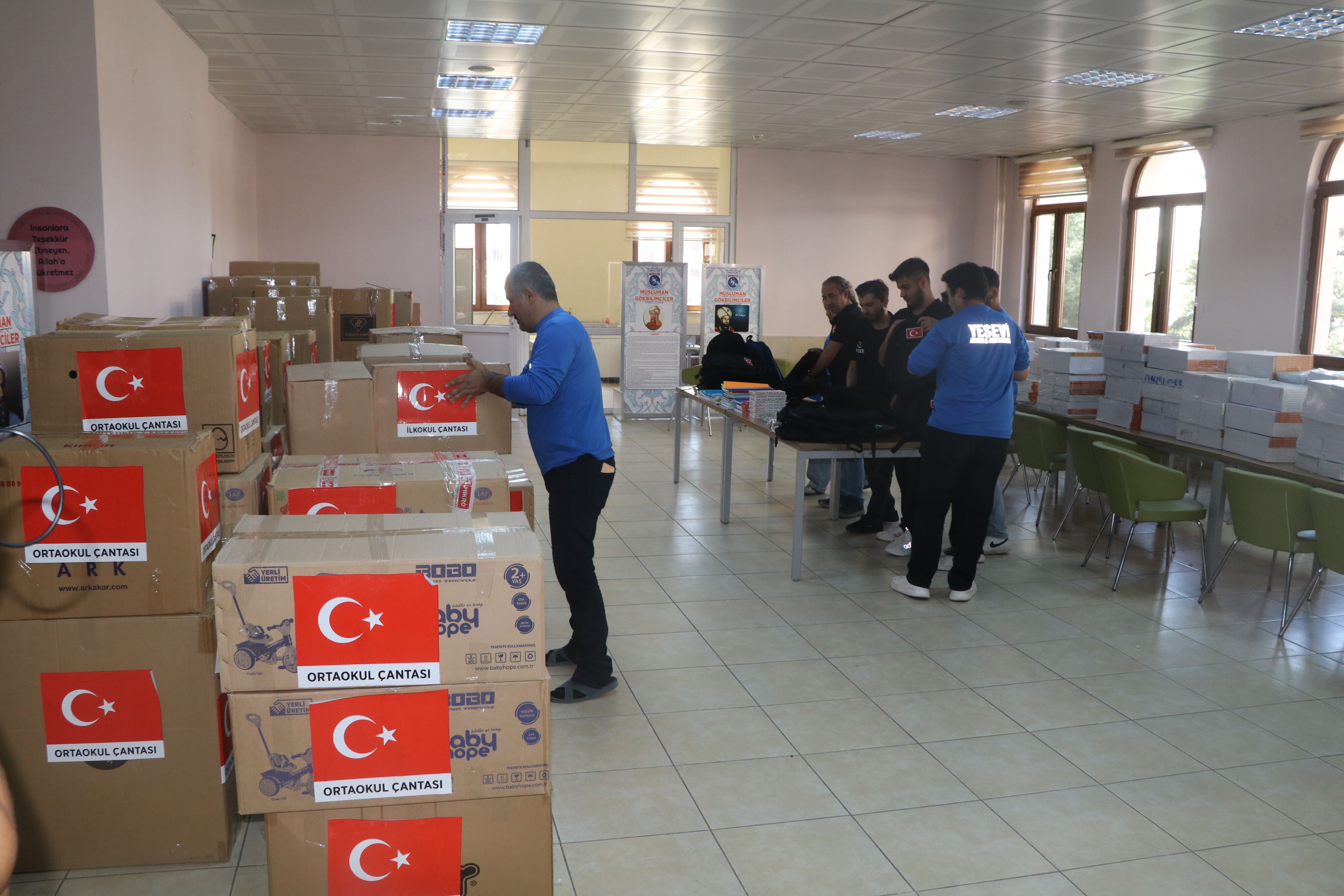 Çankırı'da kampanya kapsamında toplanan kırtasiye malzemeleri Suriye'deki öğrencilere ulaştırılacak