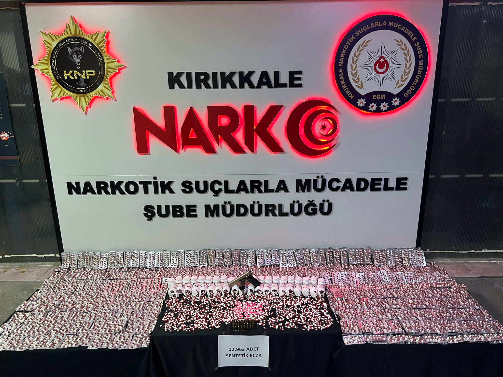 Kırıkkale'de 12 bin 963 sentetik uyuşturucu hap ele geçirildi
