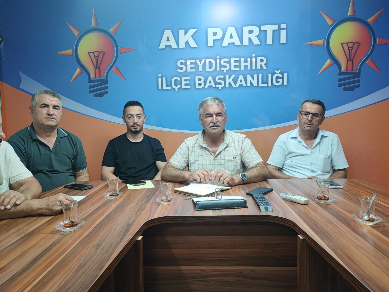 Seydişehir'de AK Parti Mahalle Başkanları İstişare Toplantısı düzenlendi