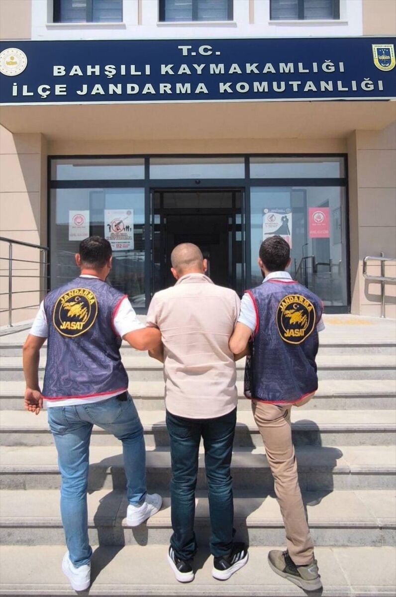 Kırıkkale'de 20 yıl 11 ay 7 gün hapis cezası bulunan firari hükümlü yakalandı